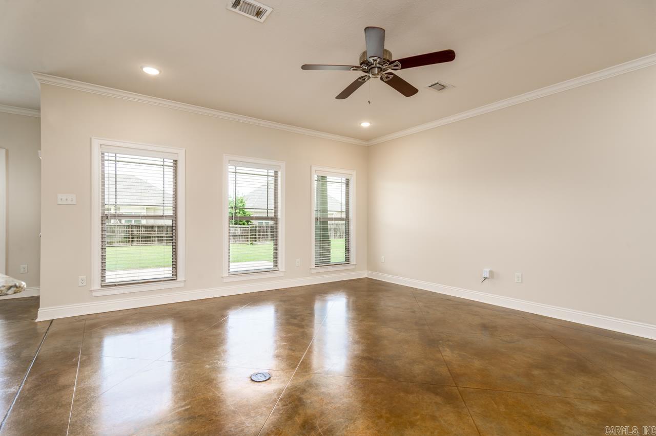 SALEM WOODS - Residential