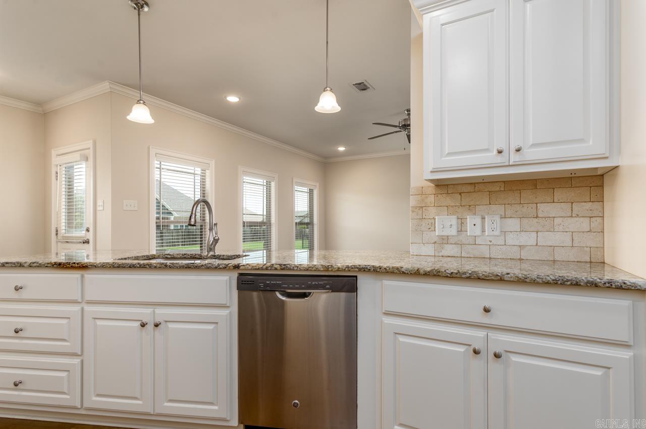SALEM WOODS - Residential