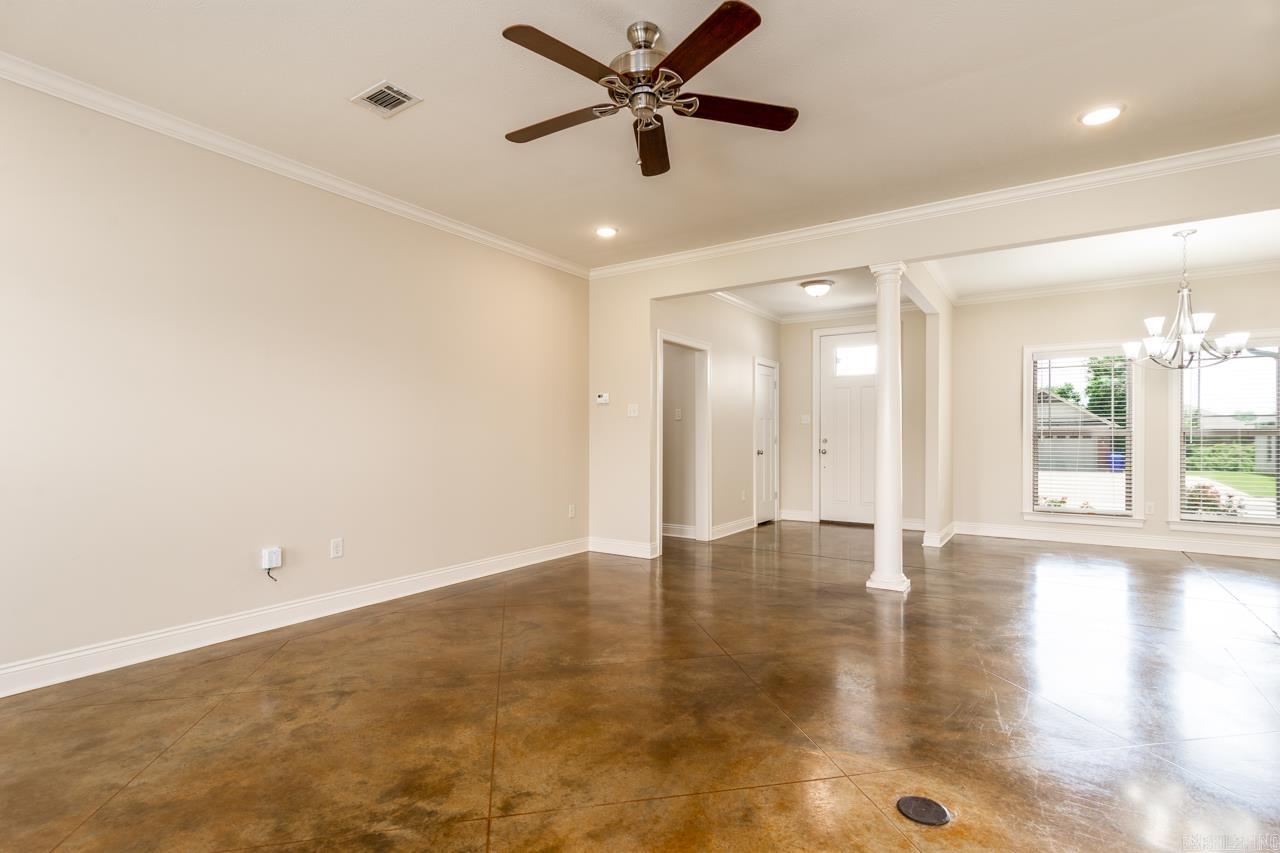 SALEM WOODS - Residential