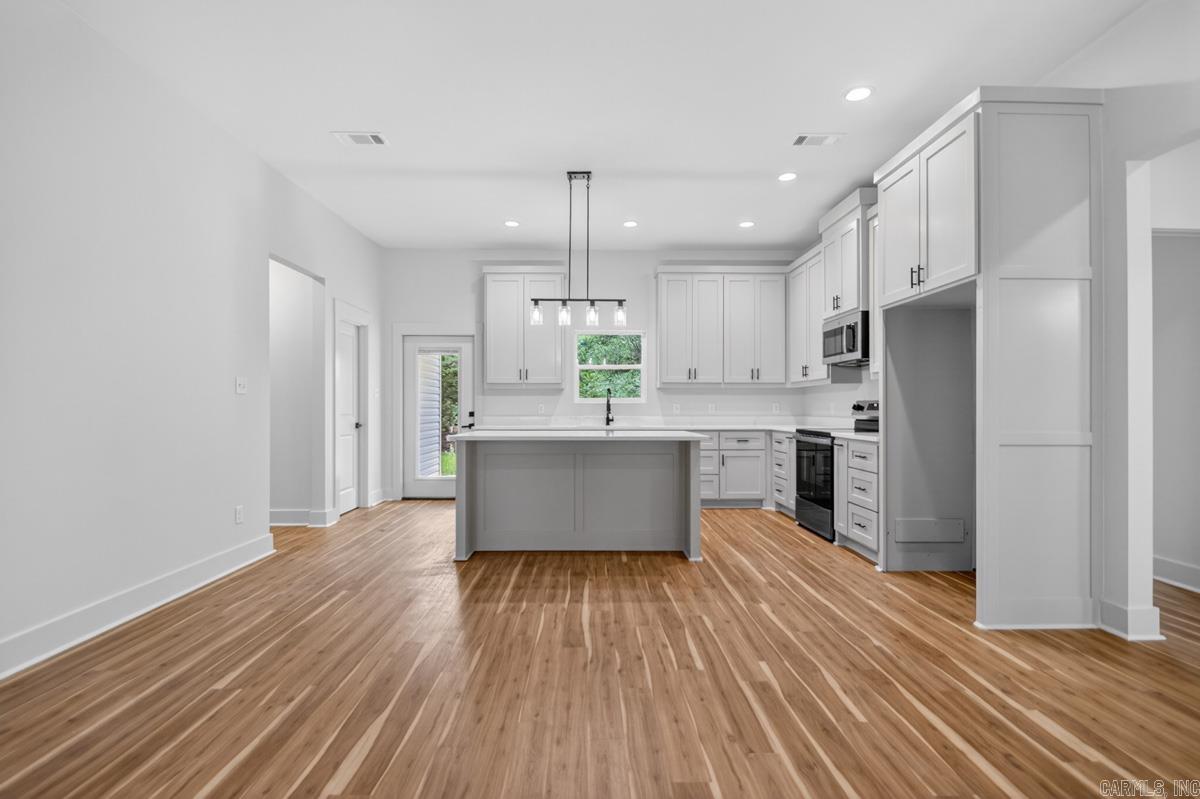 ARCHLAND HGTS - Residential