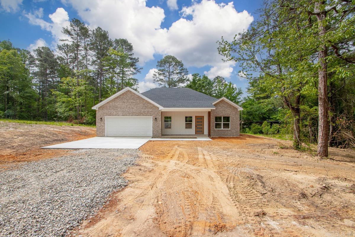 ARCHLAND HGTS - Residential