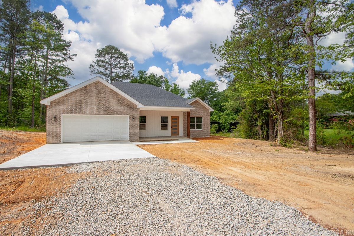 ARCHLAND HGTS - Residential