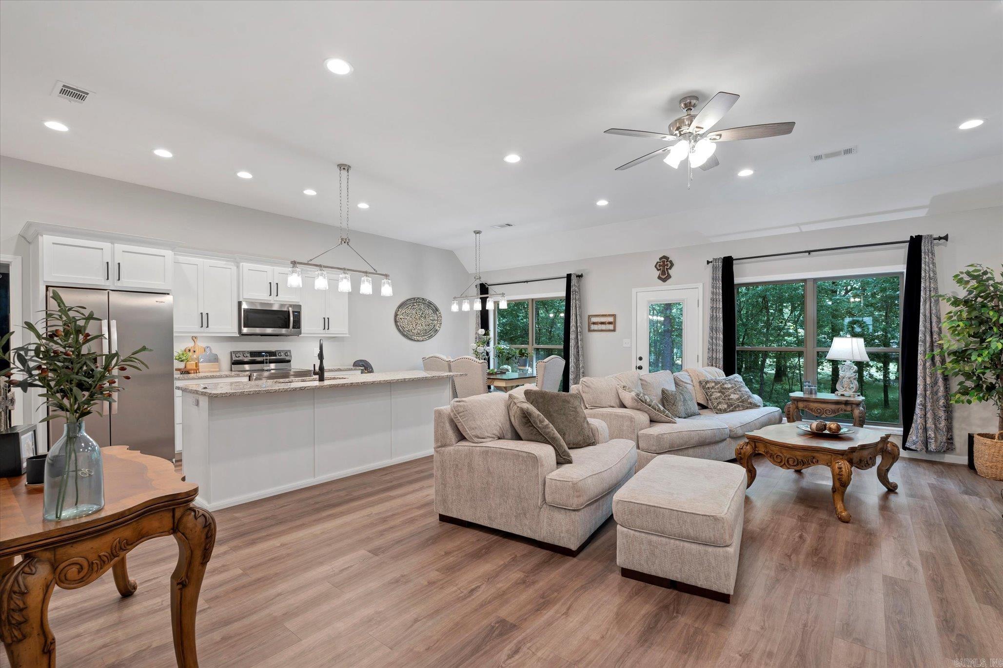 FAIRVIEW HAVEN - Residential