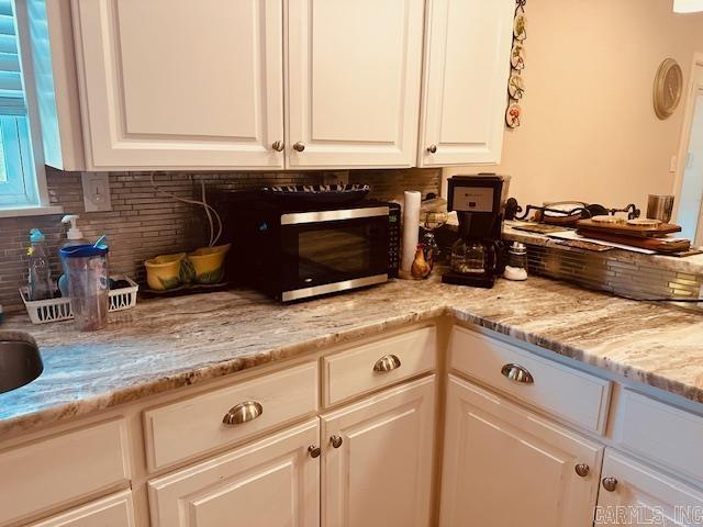 OAKWOOD MANOR - Residential