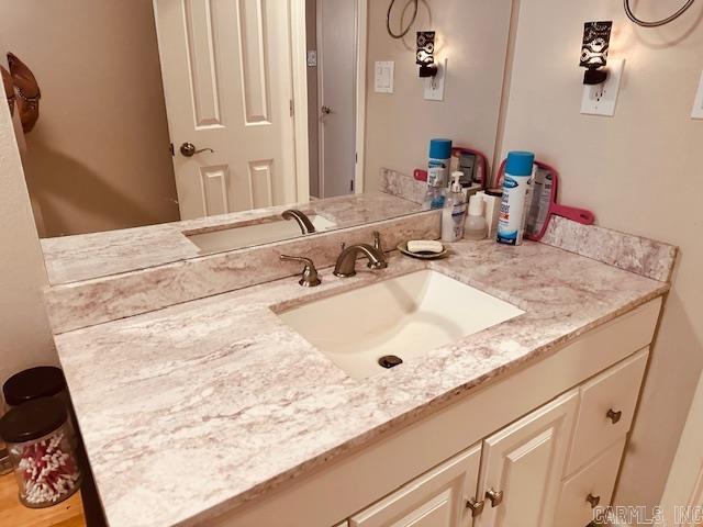 OAKWOOD MANOR - Residential