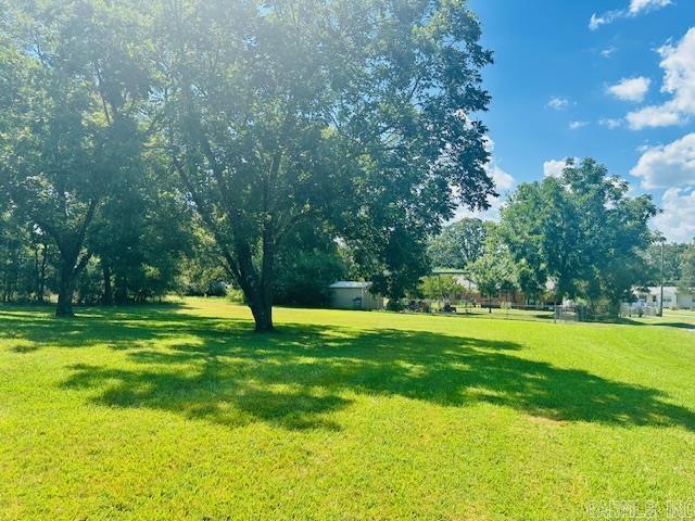 OAKWOOD MANOR - Residential