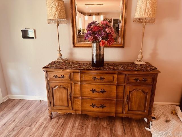 OAKWOOD MANOR - Residential