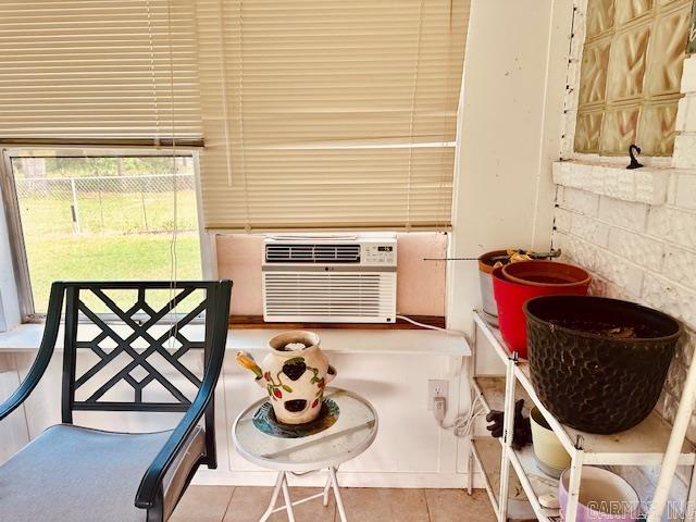 OAKWOOD MANOR - Residential