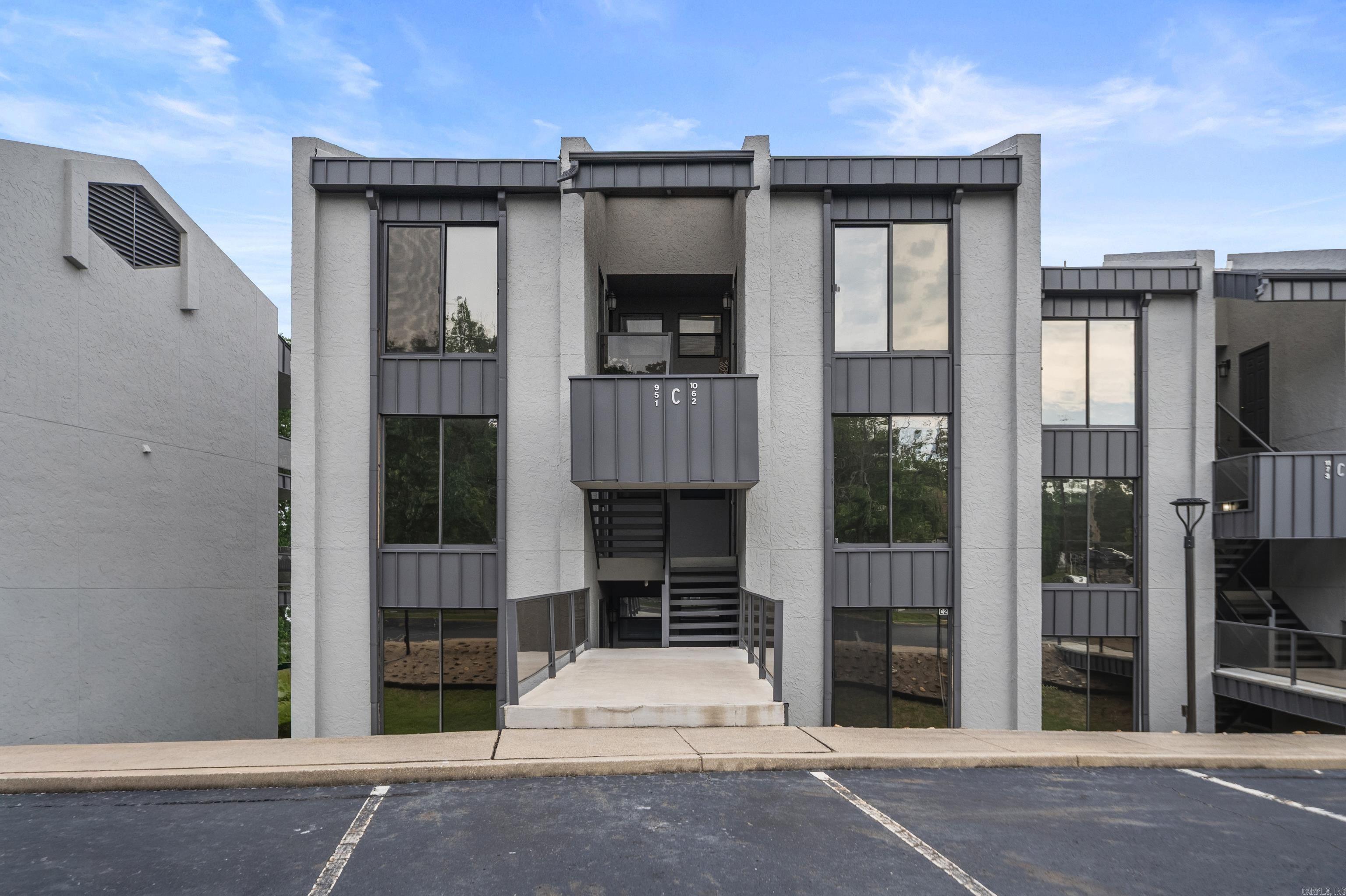 Willow Beach - Residential