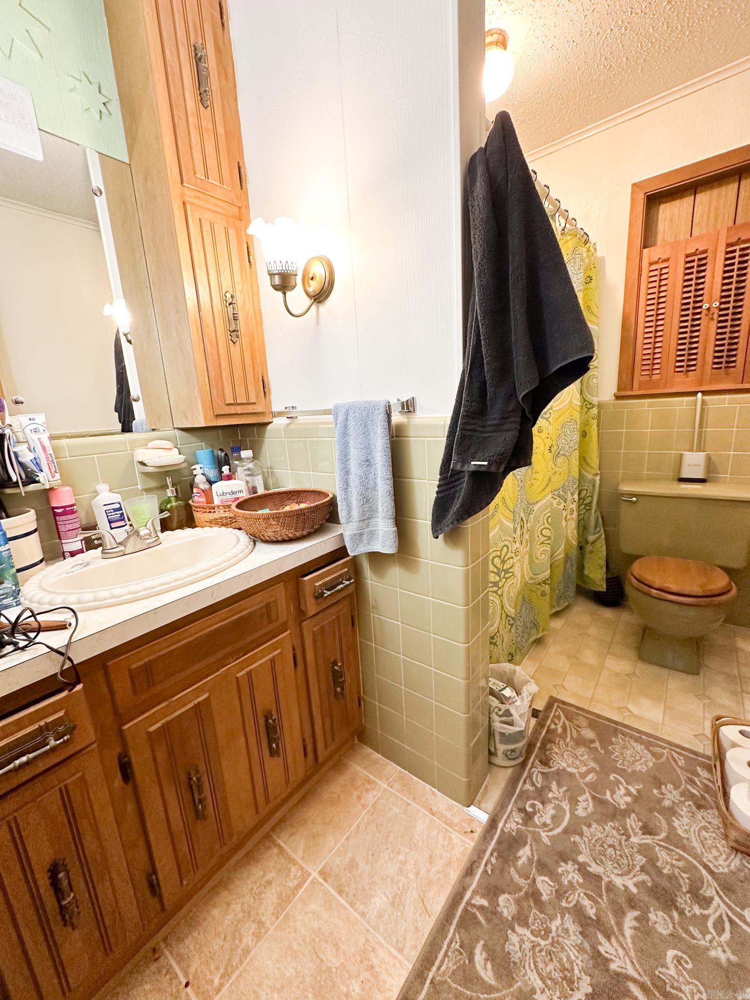 JAMES S/D - Residential