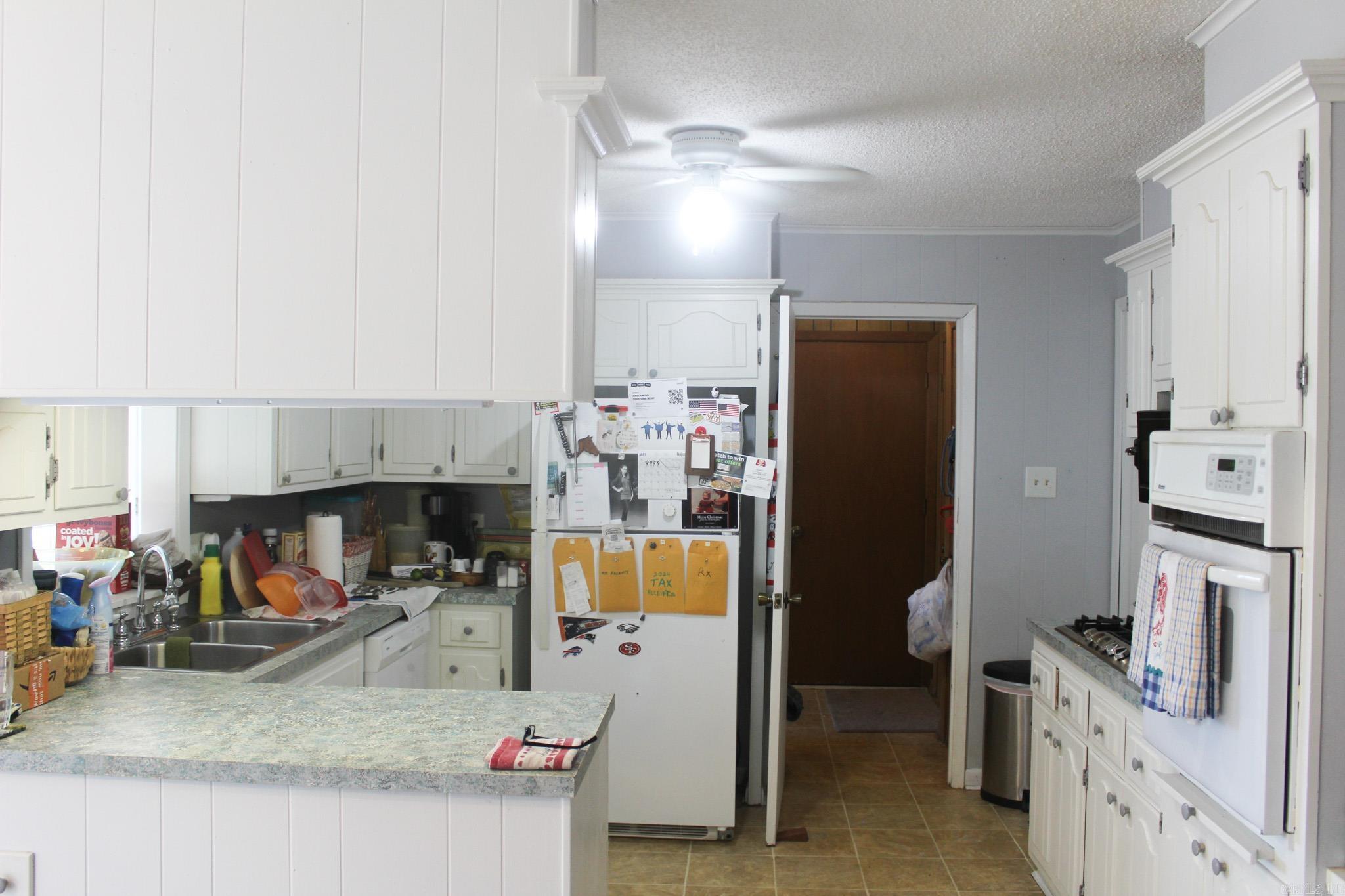 JAMES S/D - Residential