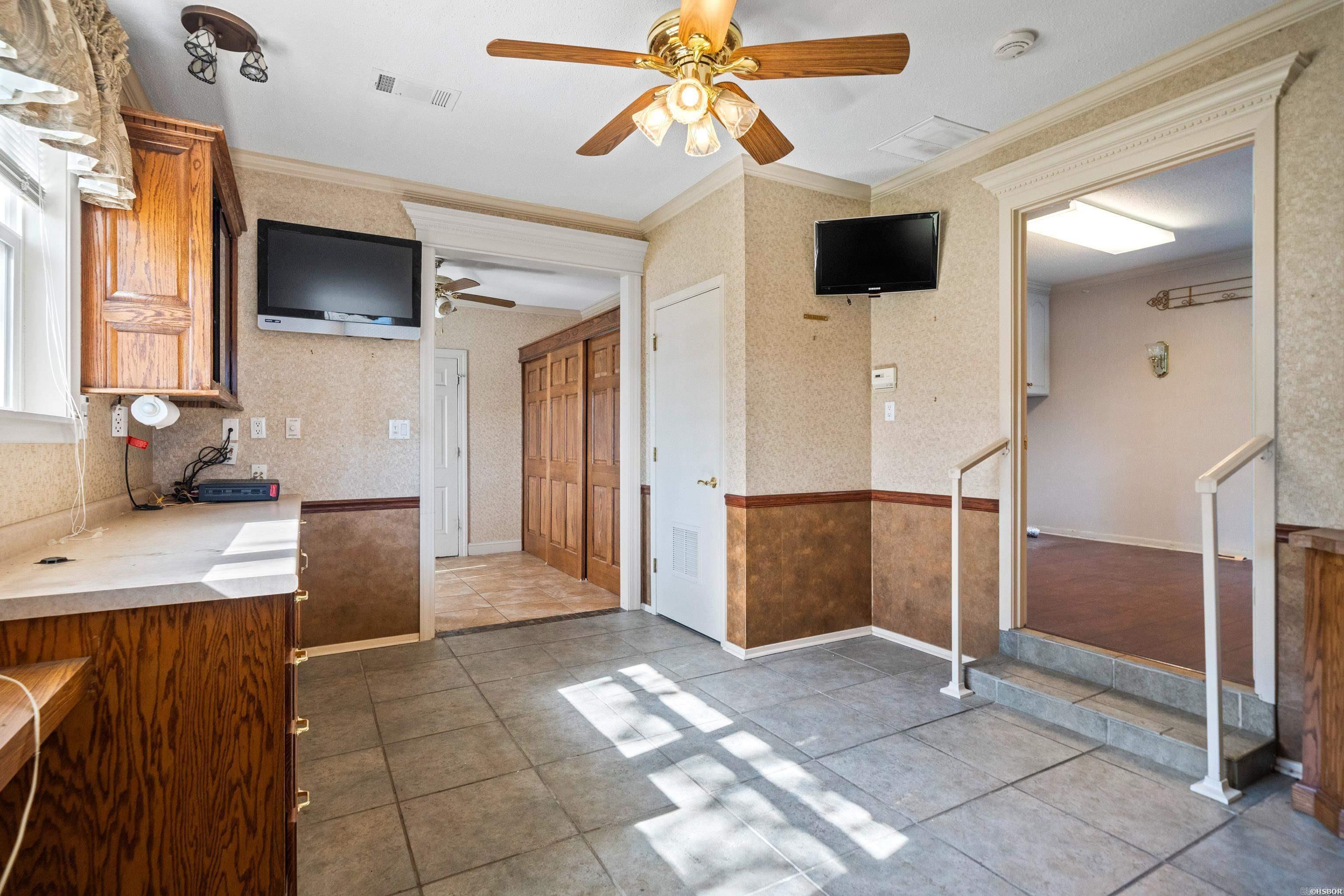 ARZELLA ACRES - Residential