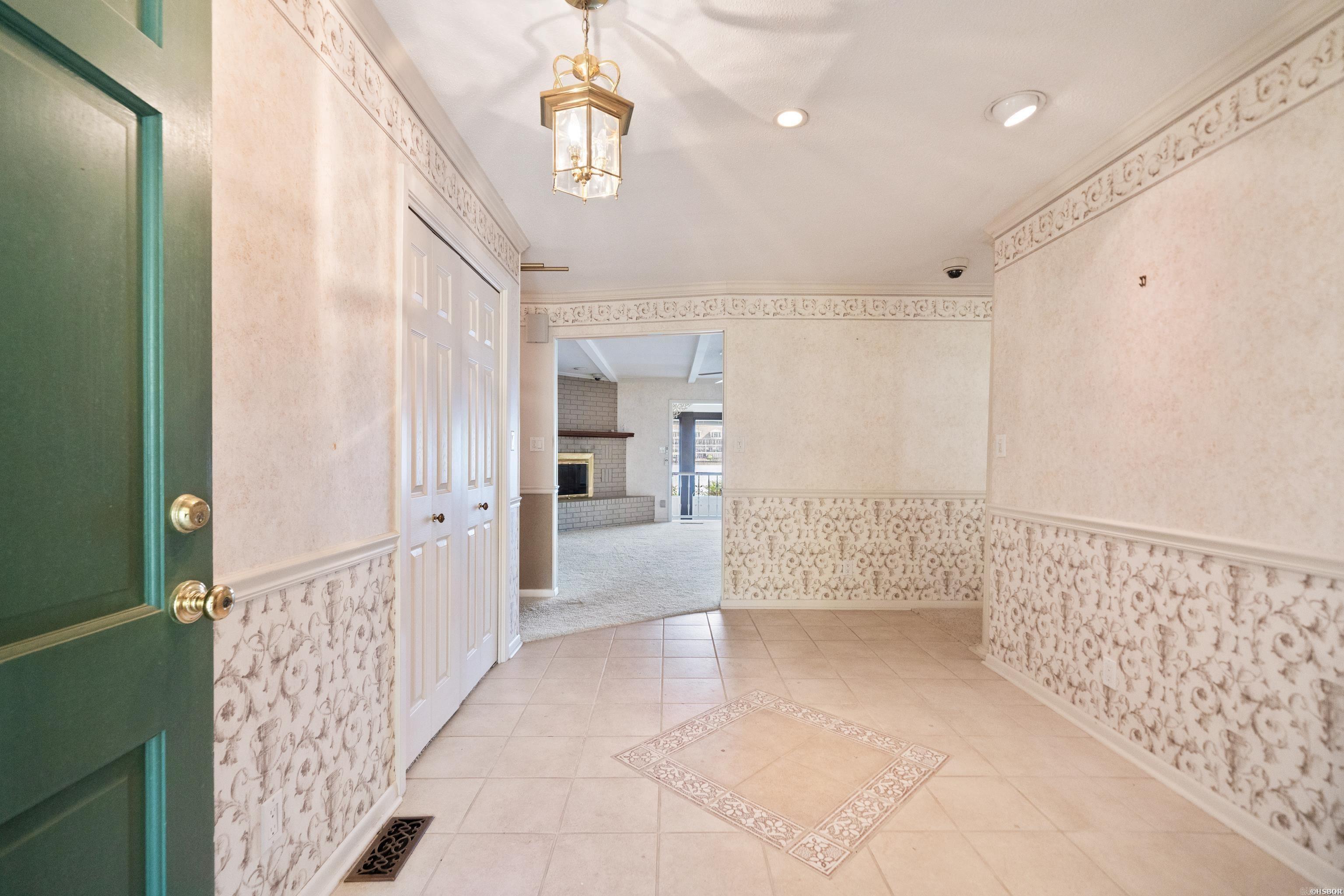 ARZELLA ACRES - Residential