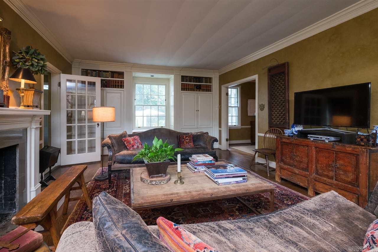 PINE VIEW - Residential