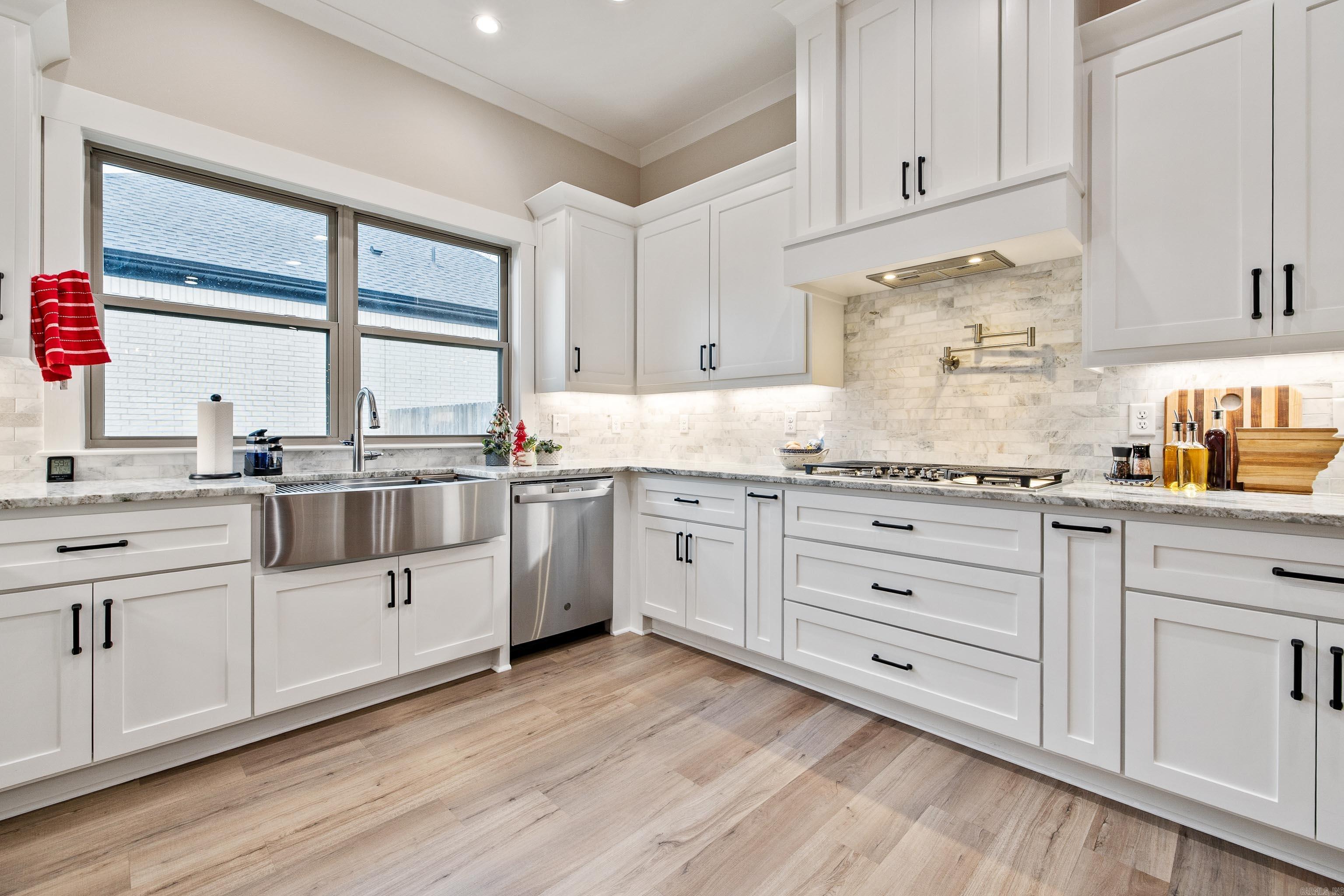 IVY PLACE - Residential