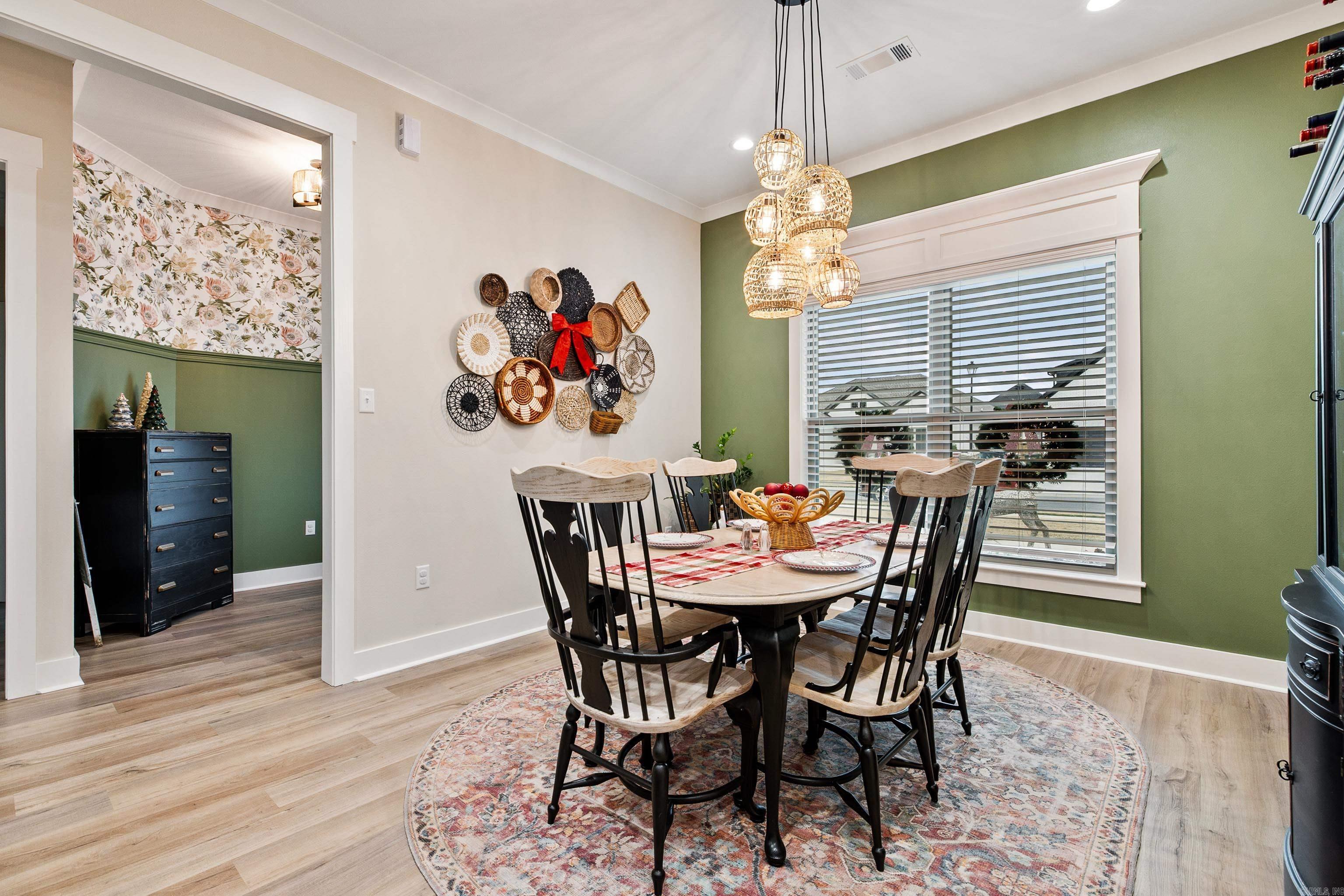 IVY PLACE - Residential