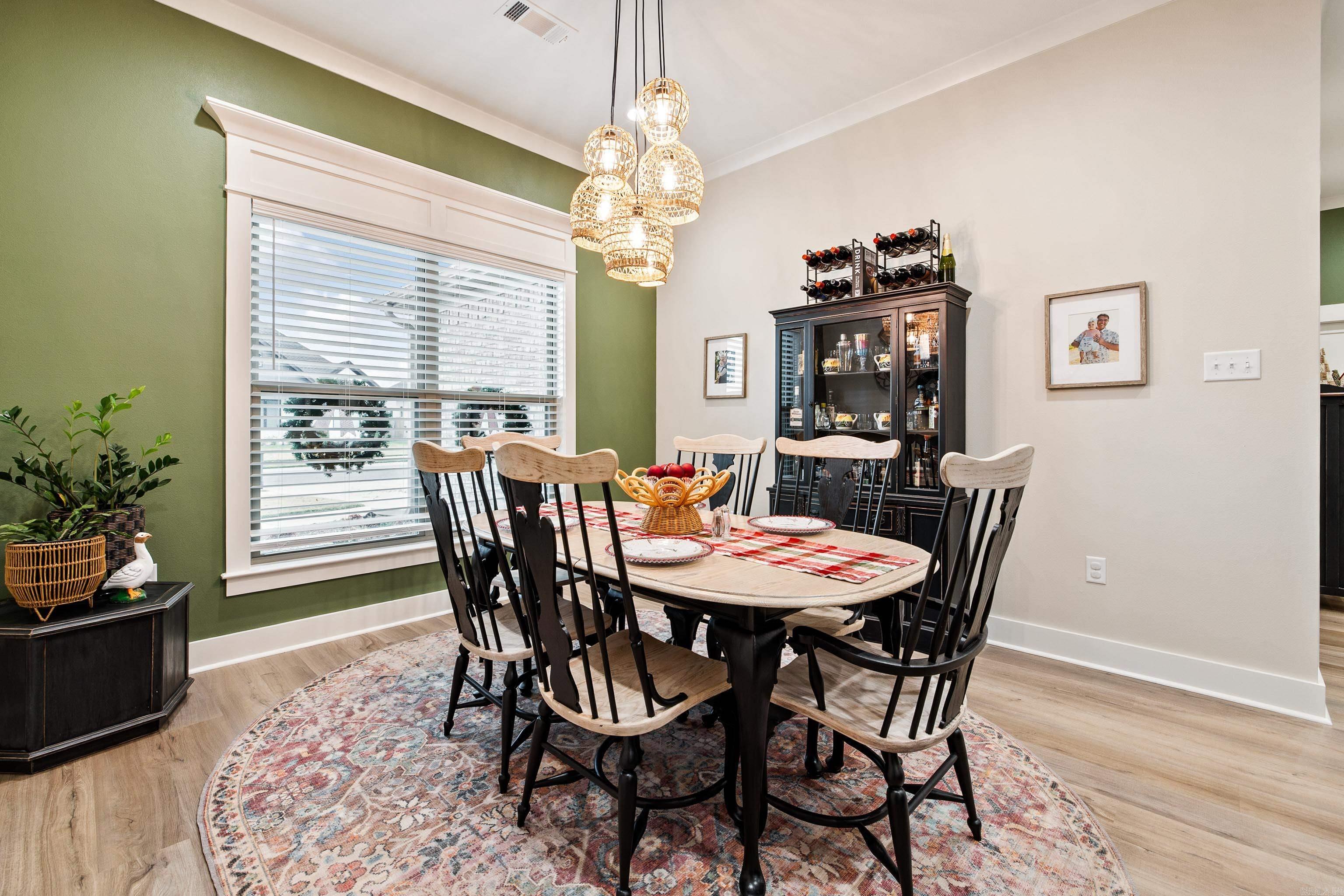 IVY PLACE - Residential