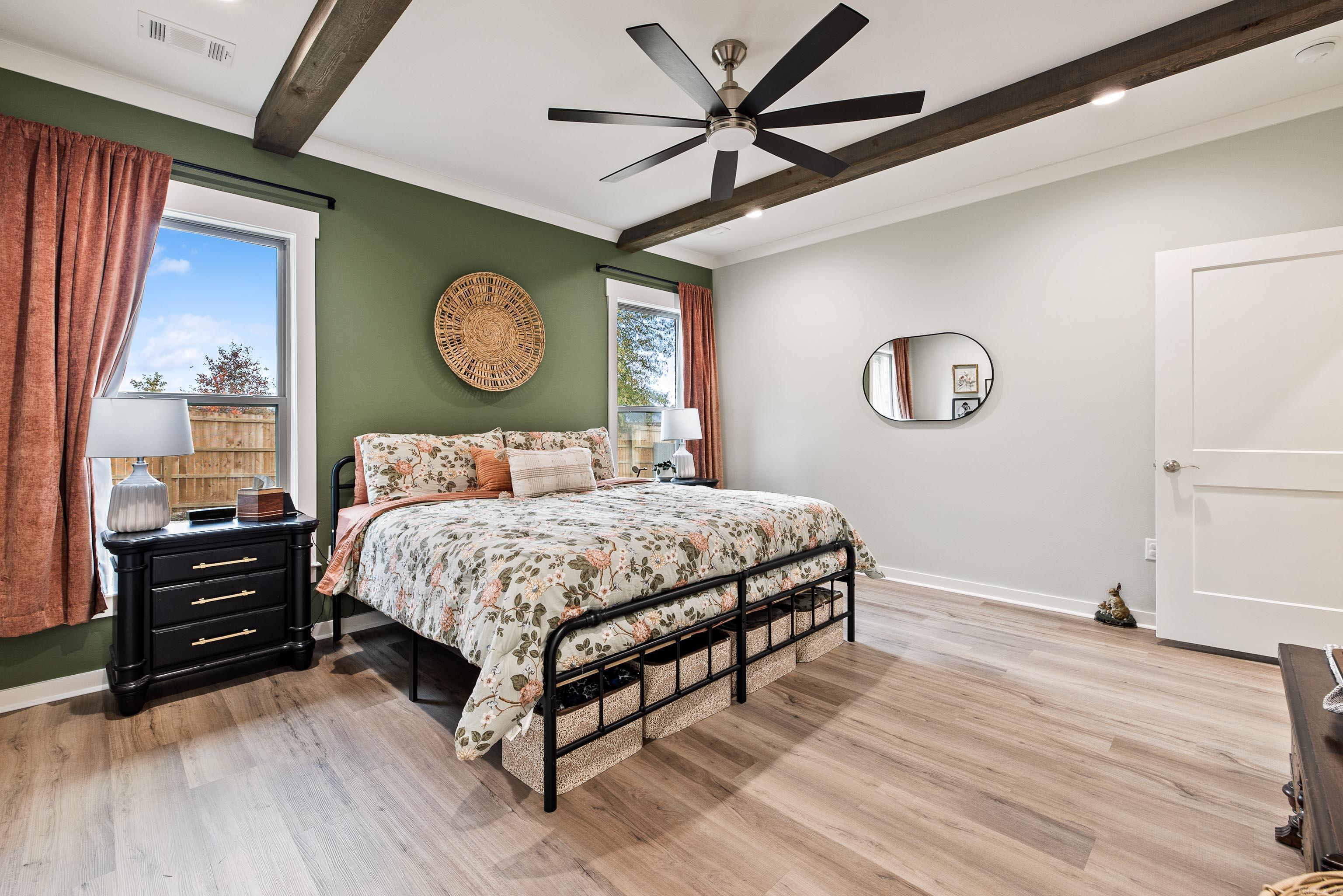 IVY PLACE - Residential