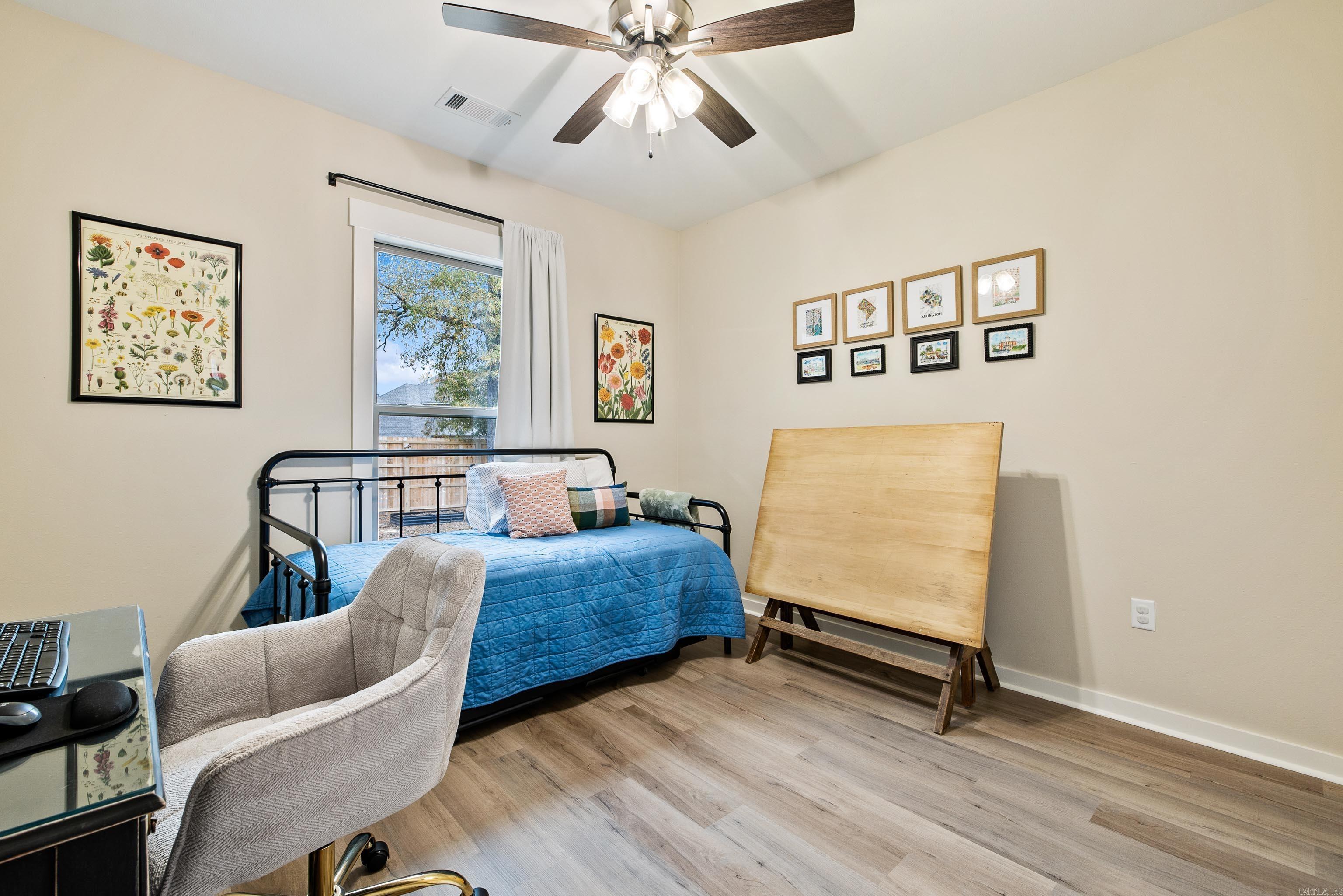 IVY PLACE - Residential