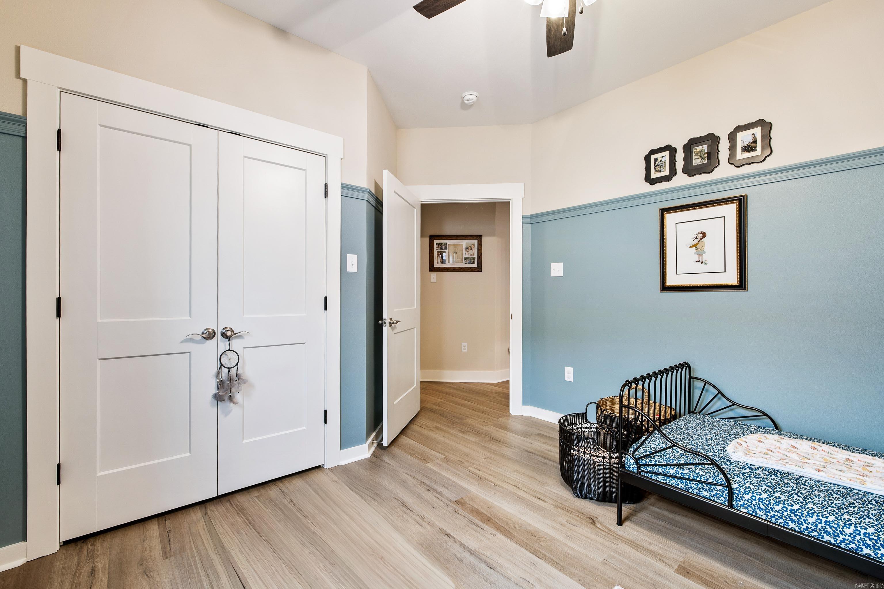 IVY PLACE - Residential