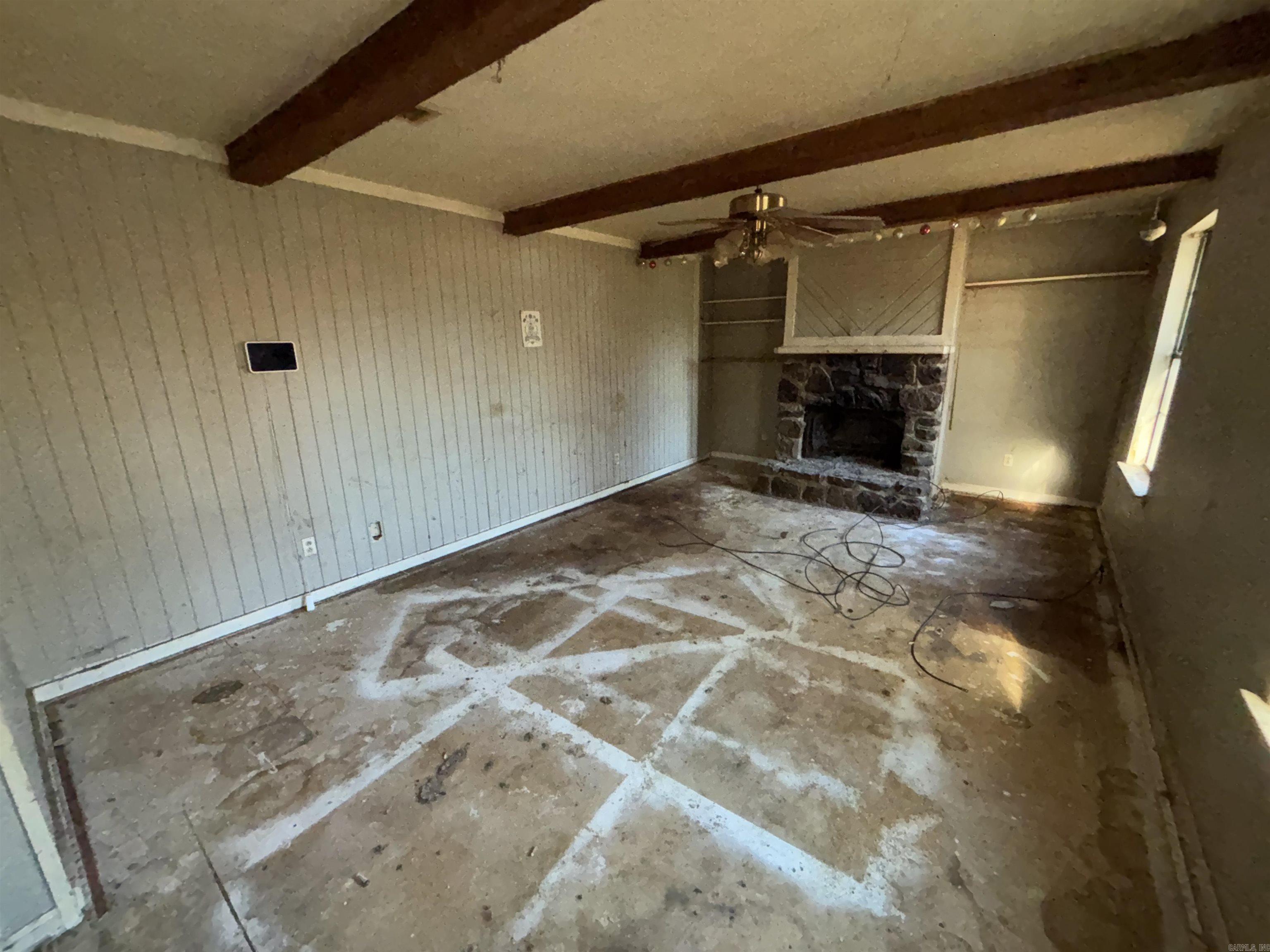 EAST HICKMAN & MCCONNELL - Residential