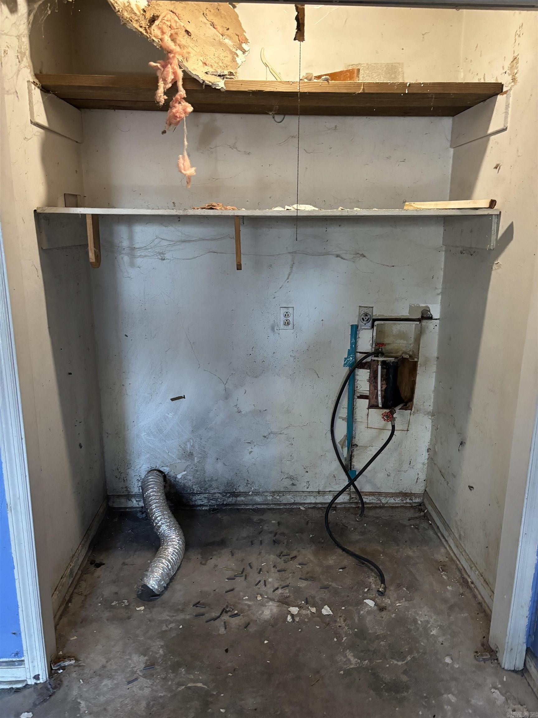 EAST HICKMAN & MCCONNELL - Residential