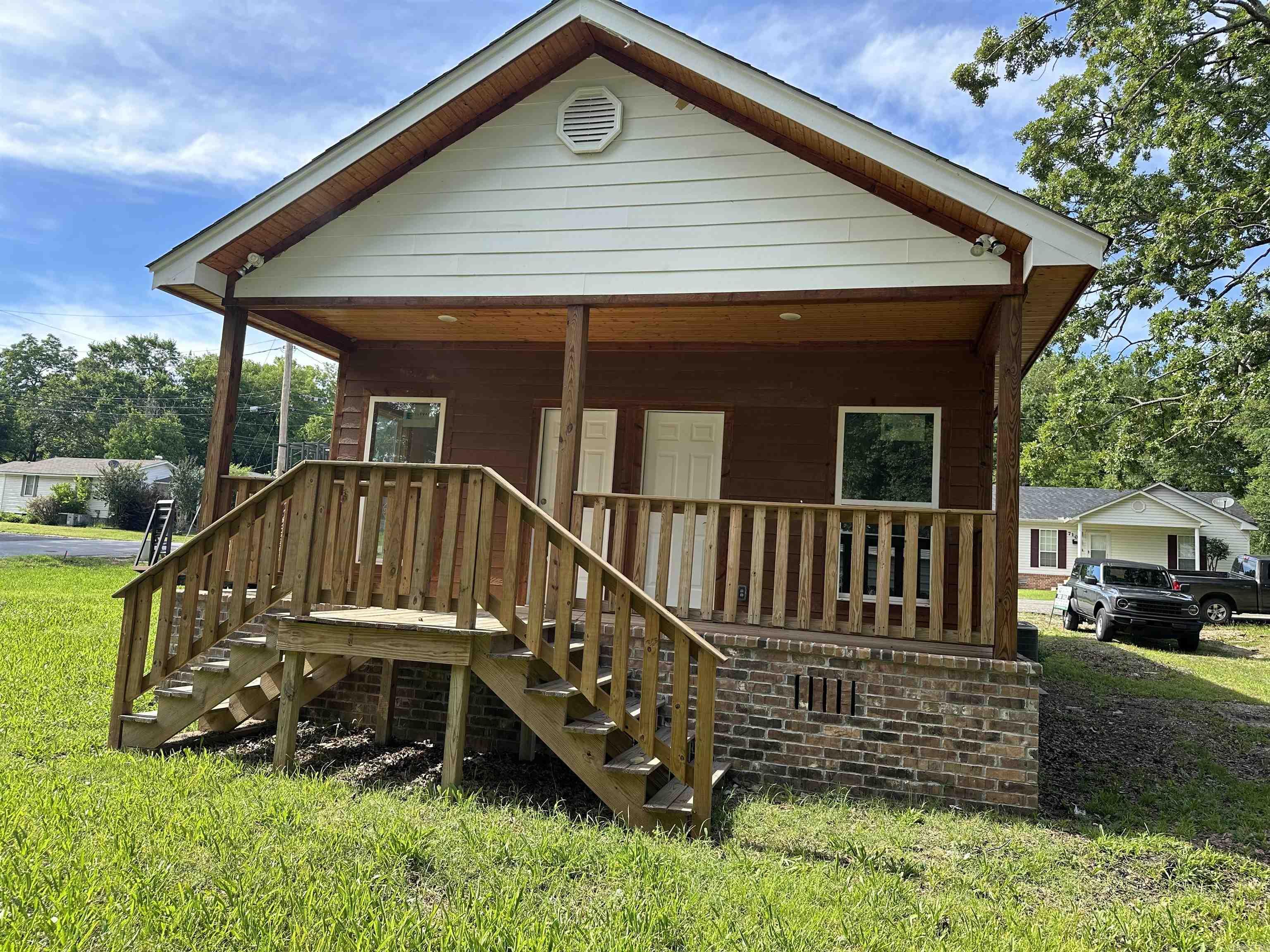 NEELEY - Residential