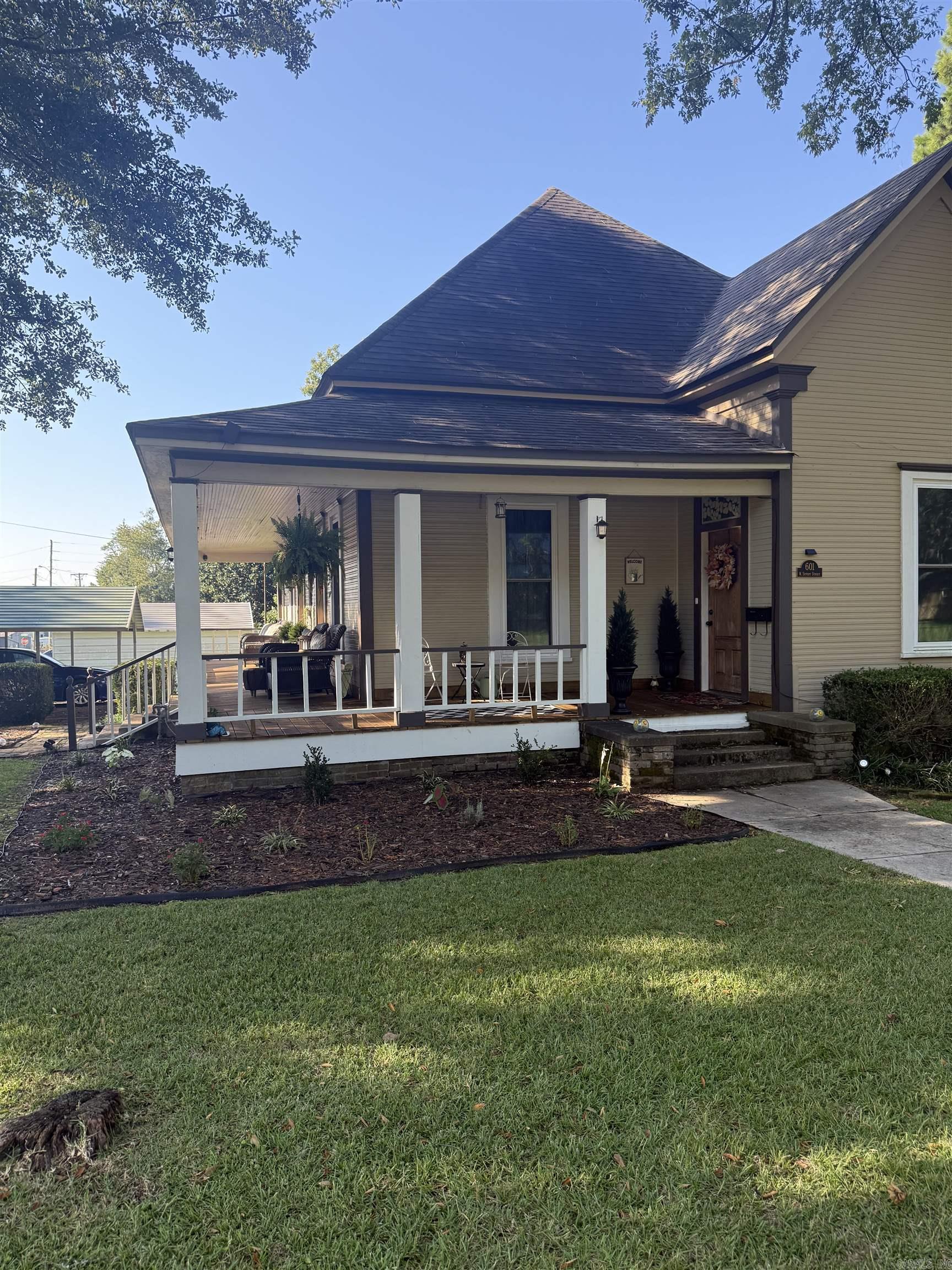 WILSON & FERGUSON - Residential