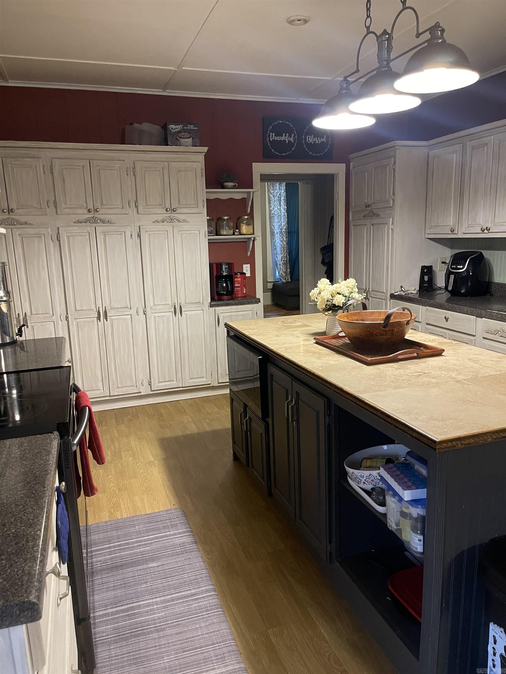 WILSON & FERGUSON - Residential