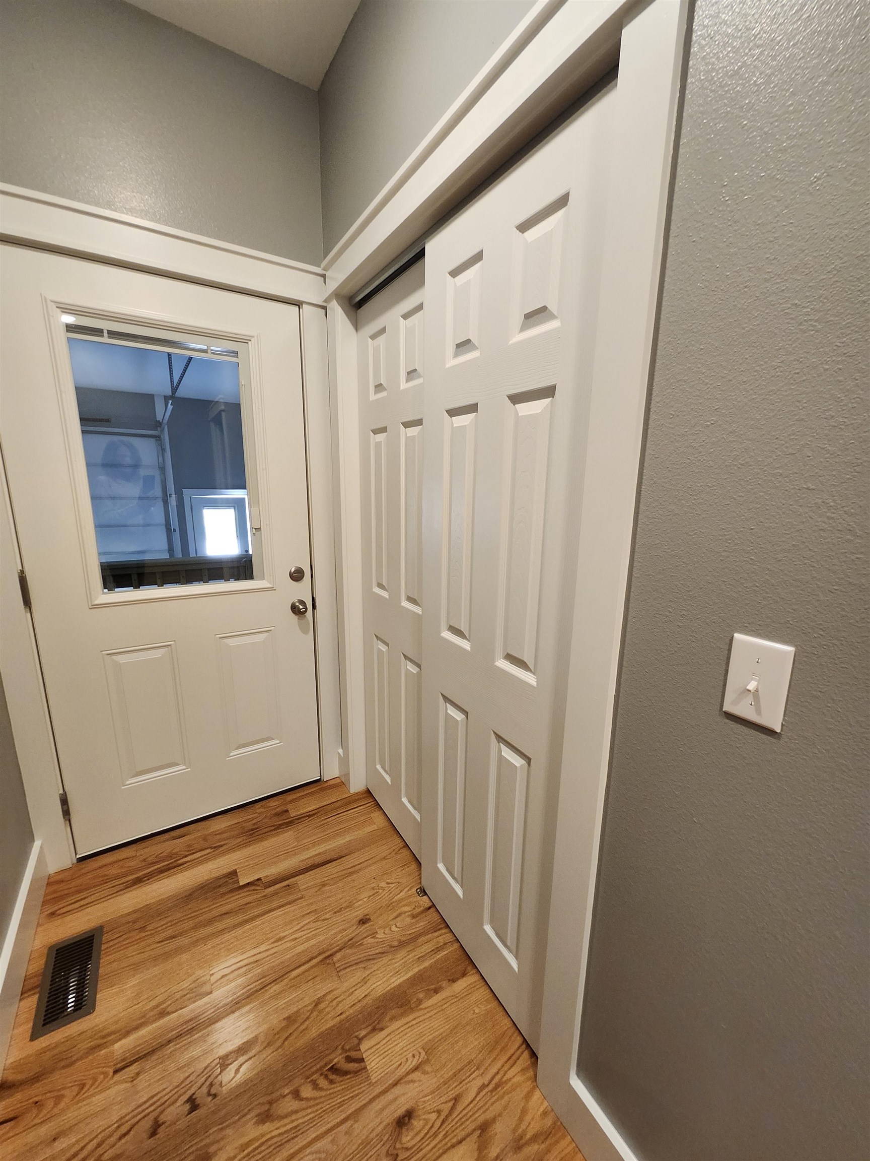 CREE SECOND - Residential