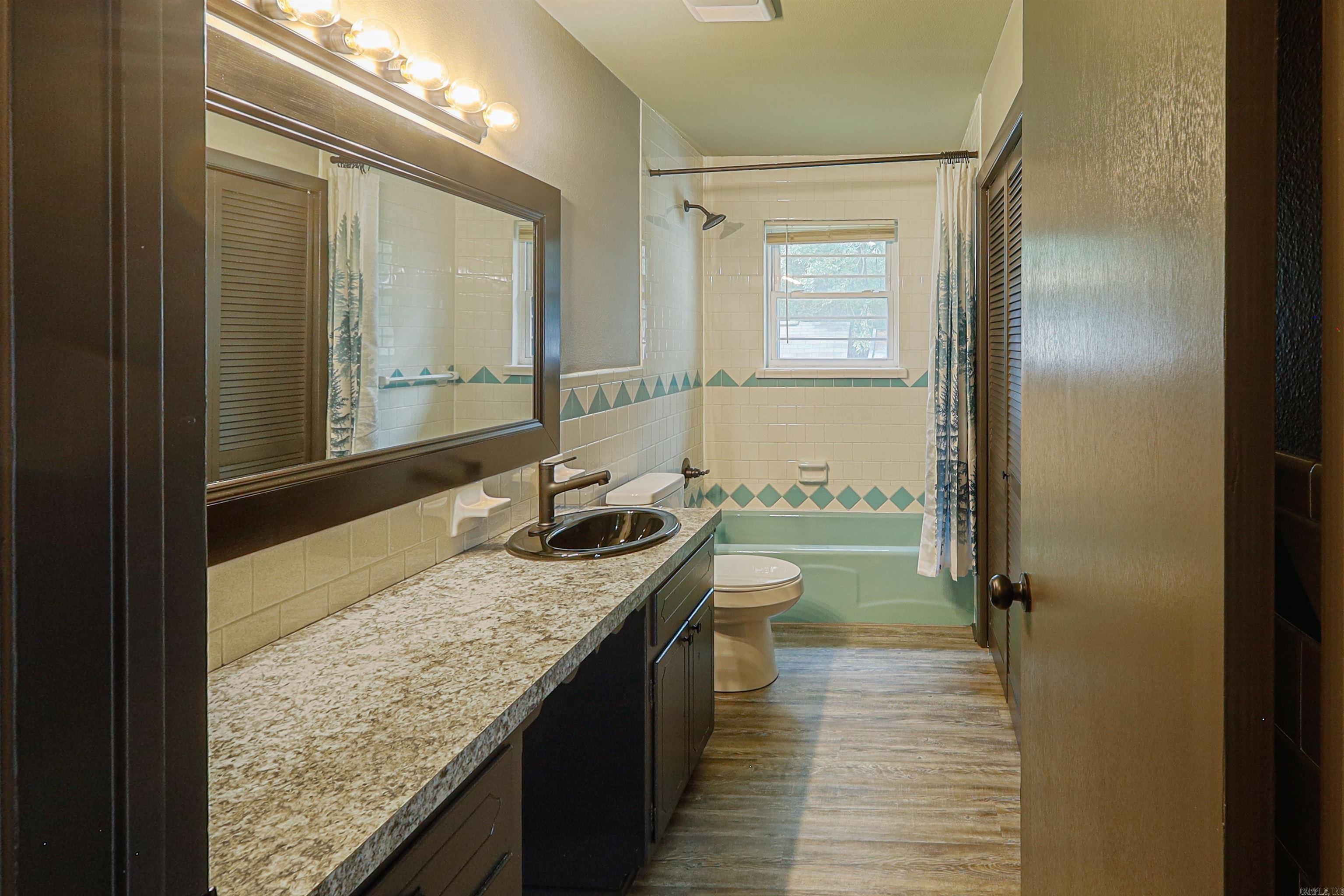 Cedarwood #2 - Residential