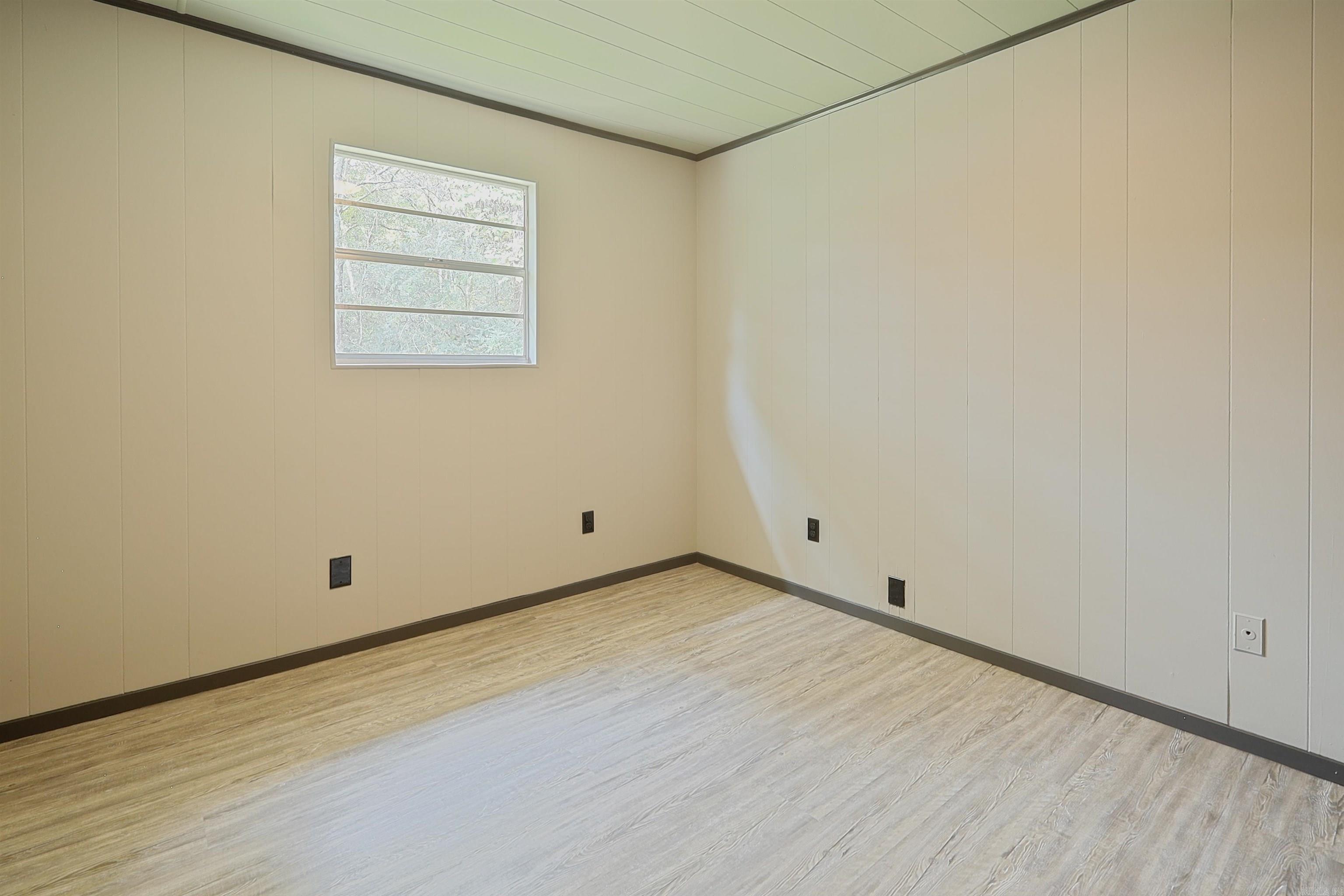 Cedarwood #2 - Residential