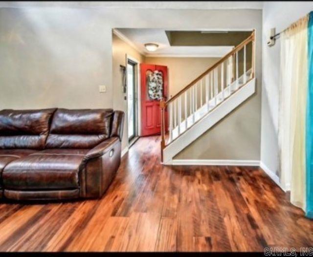 RIVER TRACE - Residential