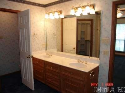 Diamond Pointe - Residential Lease