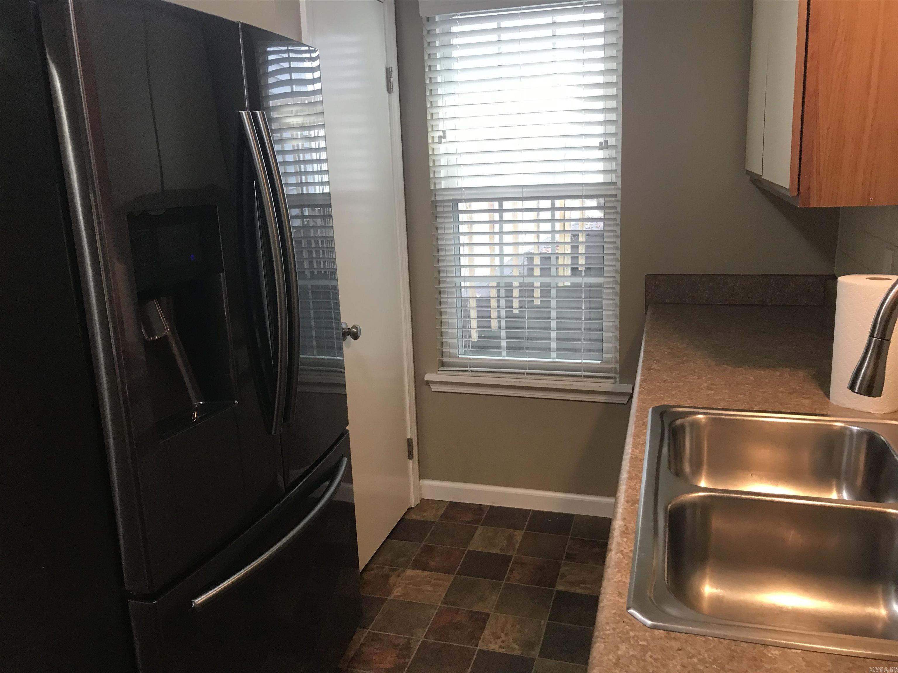 Brentwood Townhouse - Residential