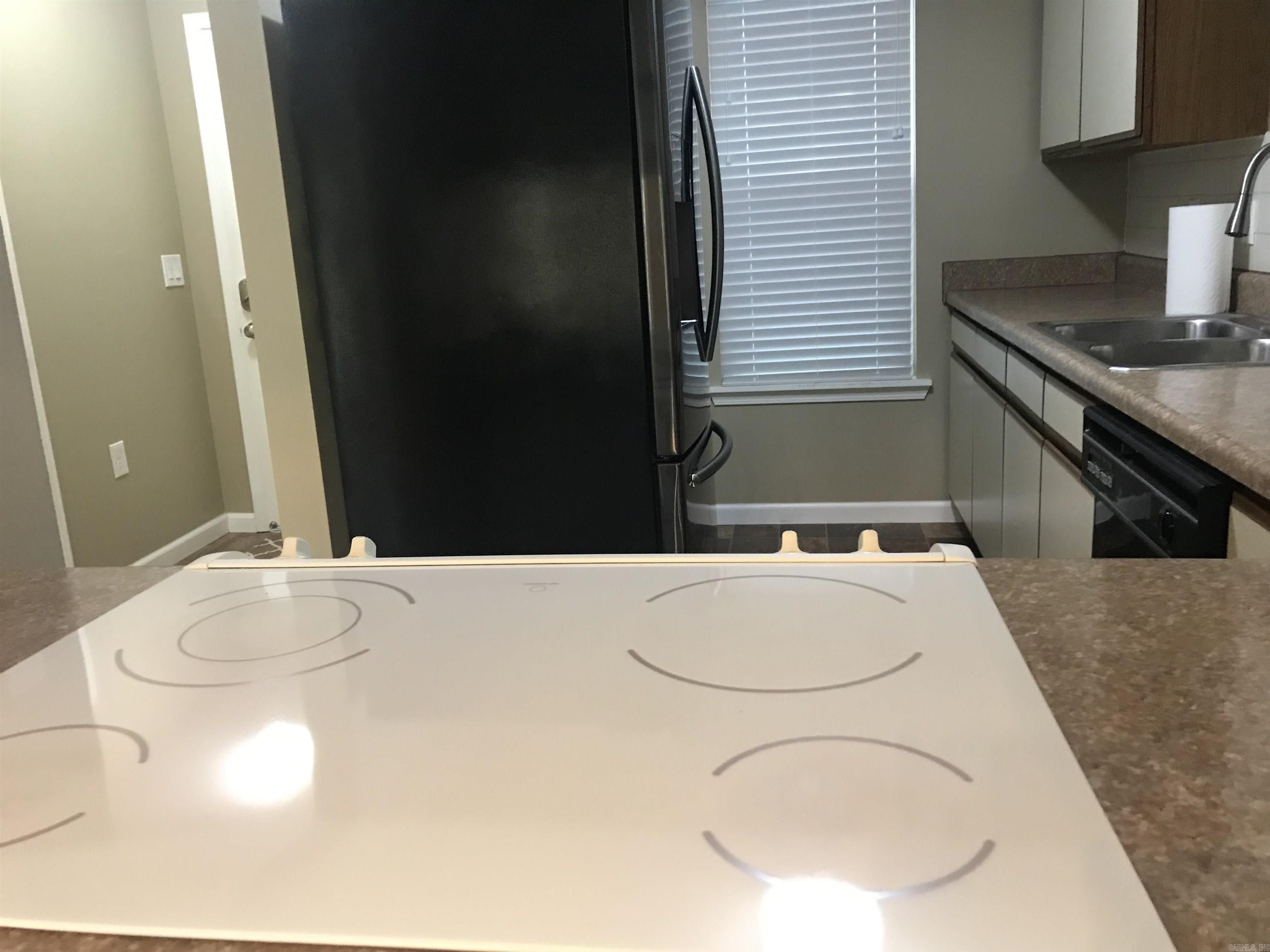 Brentwood Townhouse - Residential