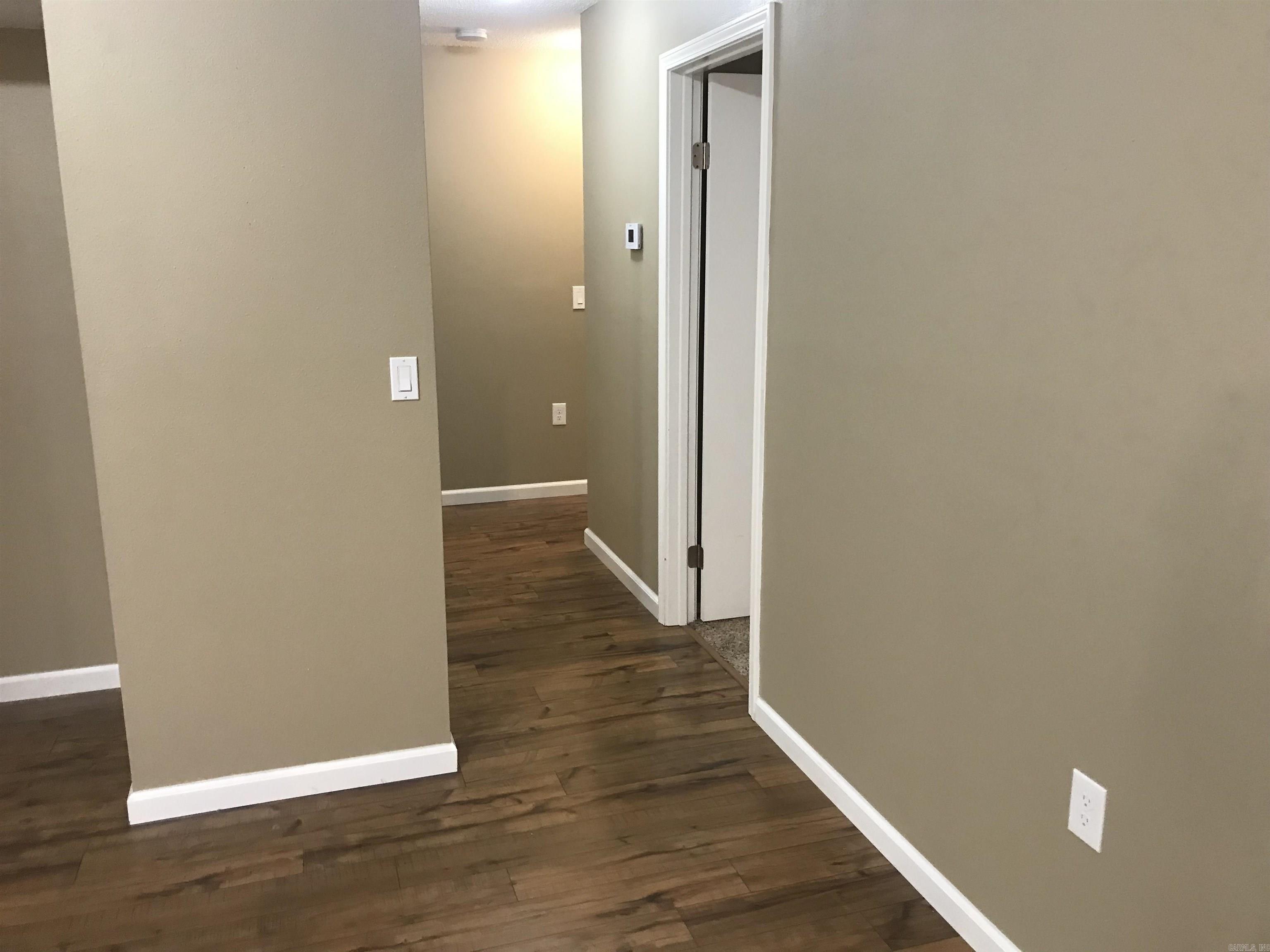Brentwood Townhouse - Residential