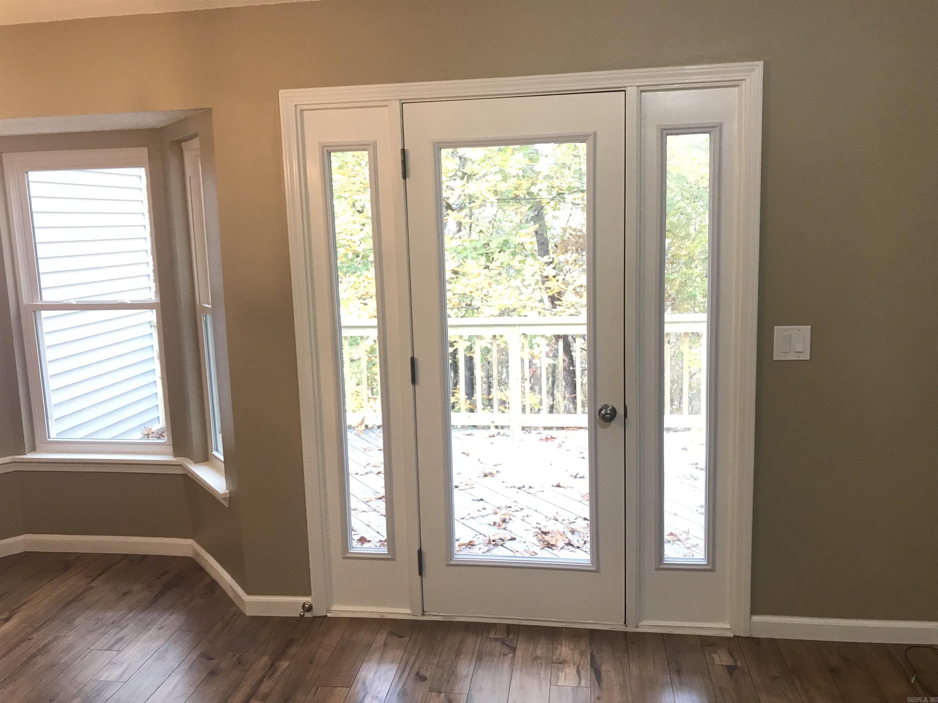 Brentwood Townhouse - Residential