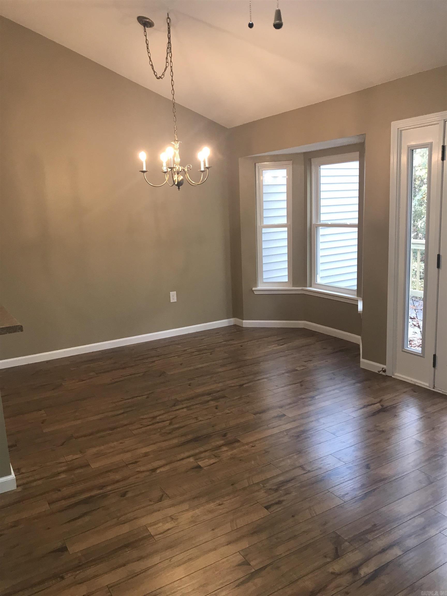 Brentwood Townhouse - Residential