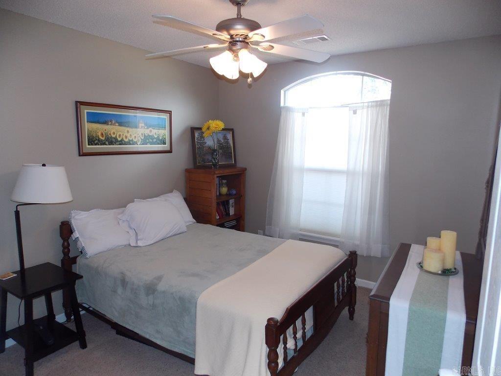 MEADOWLAKE - Residential