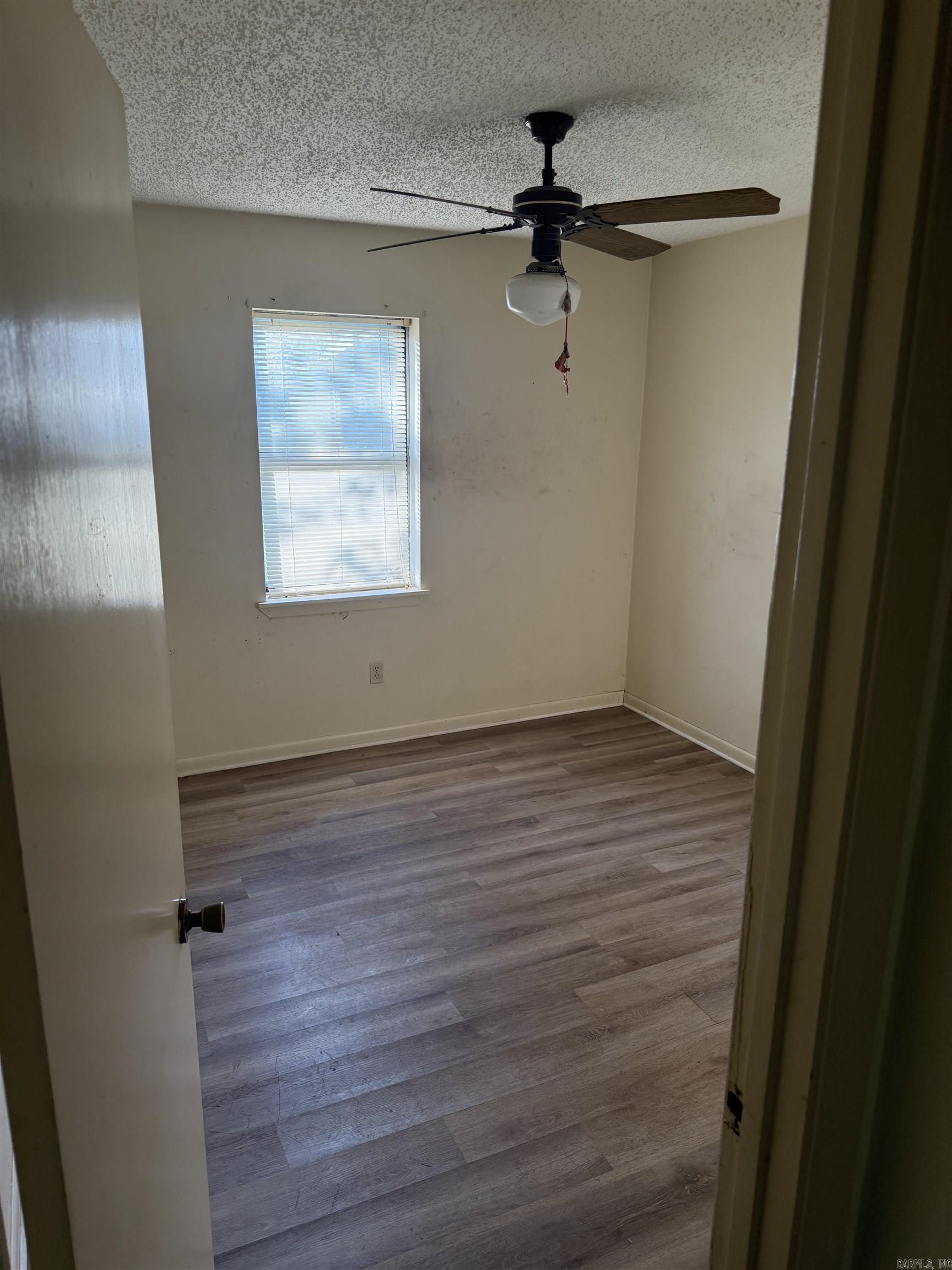WOODLAND ACRES - Residential