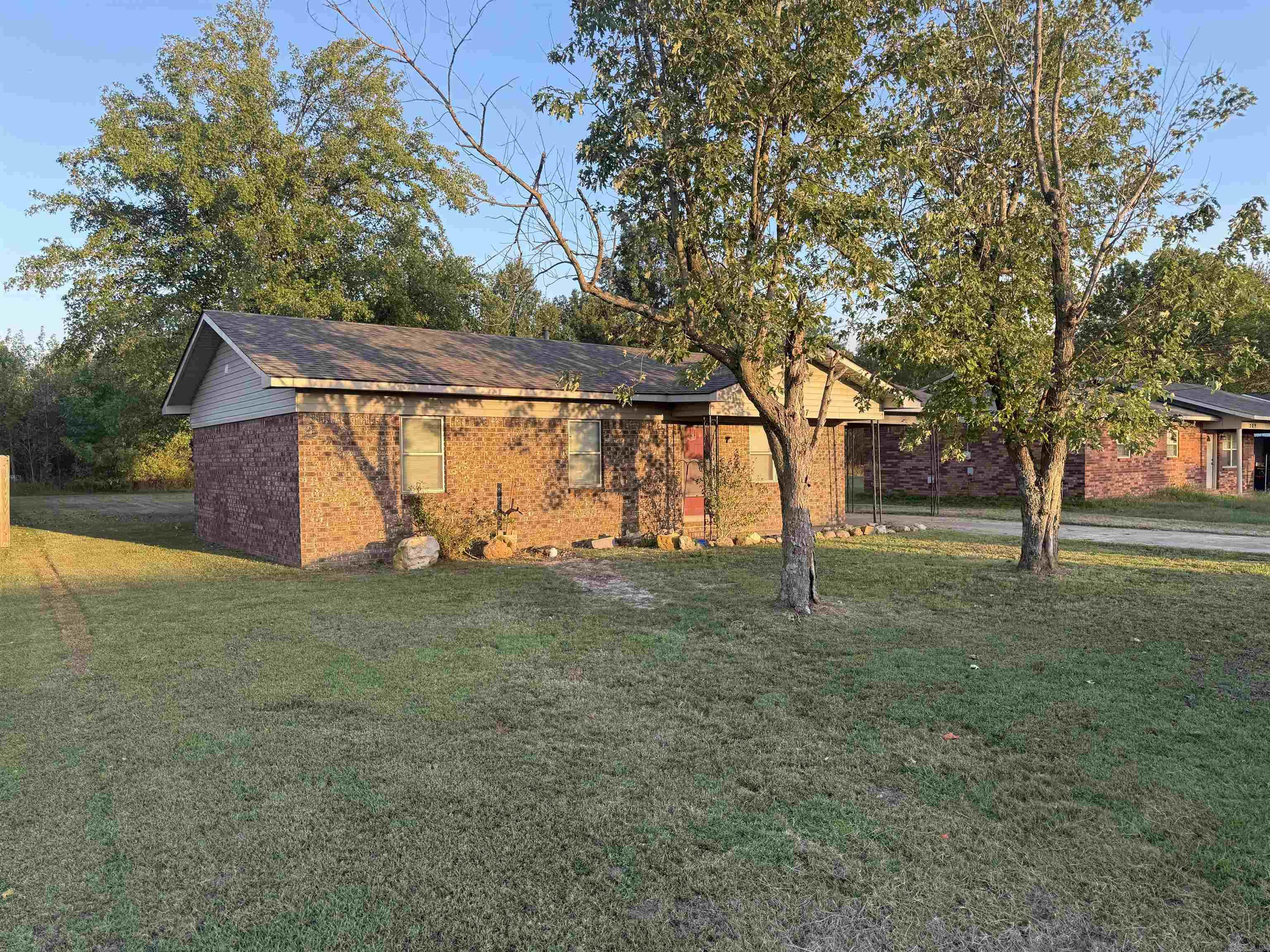 WOODLAND ACRES - Residential