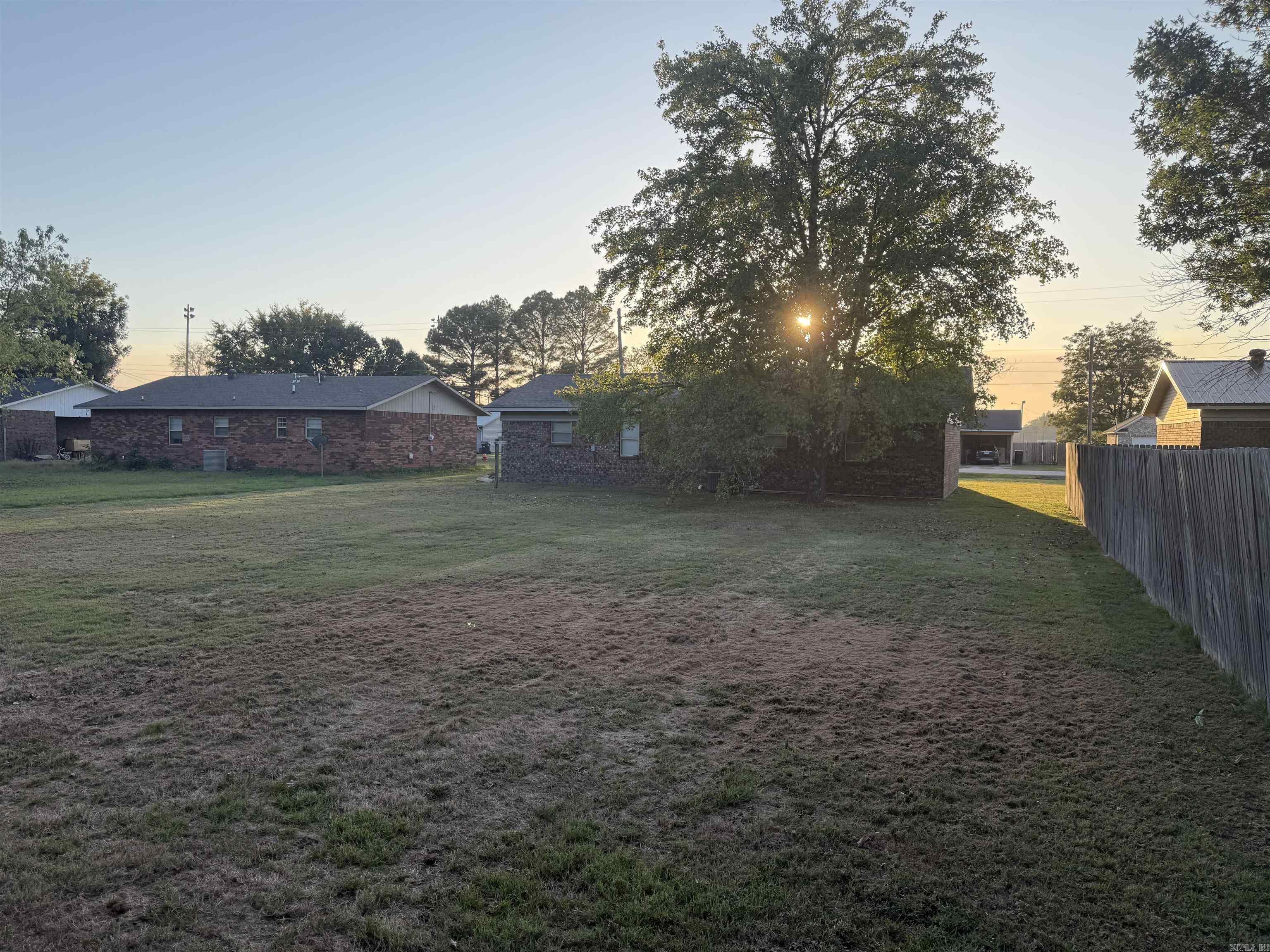 WOODLAND ACRES - Residential