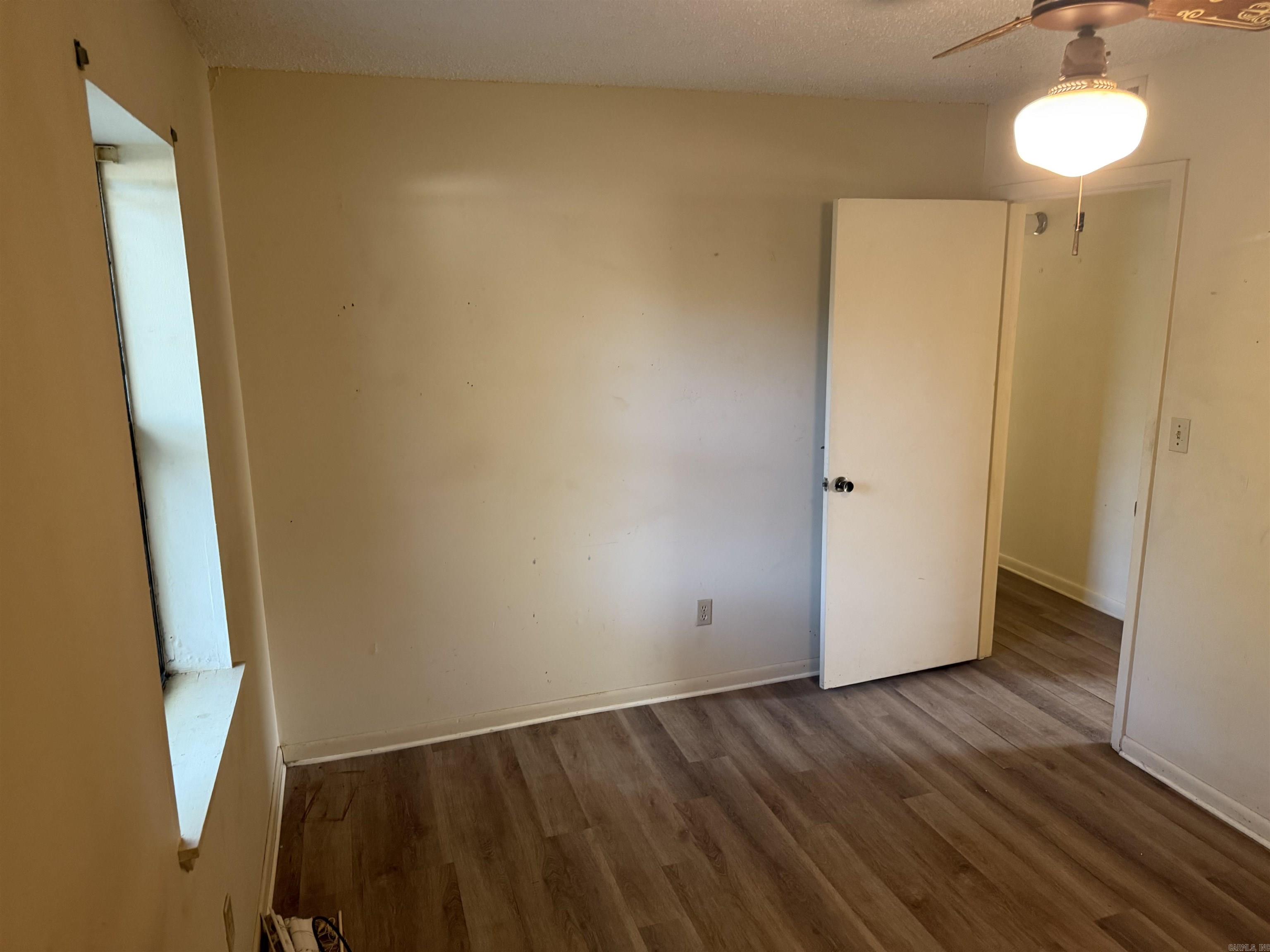 WOODLAND ACRES - Residential