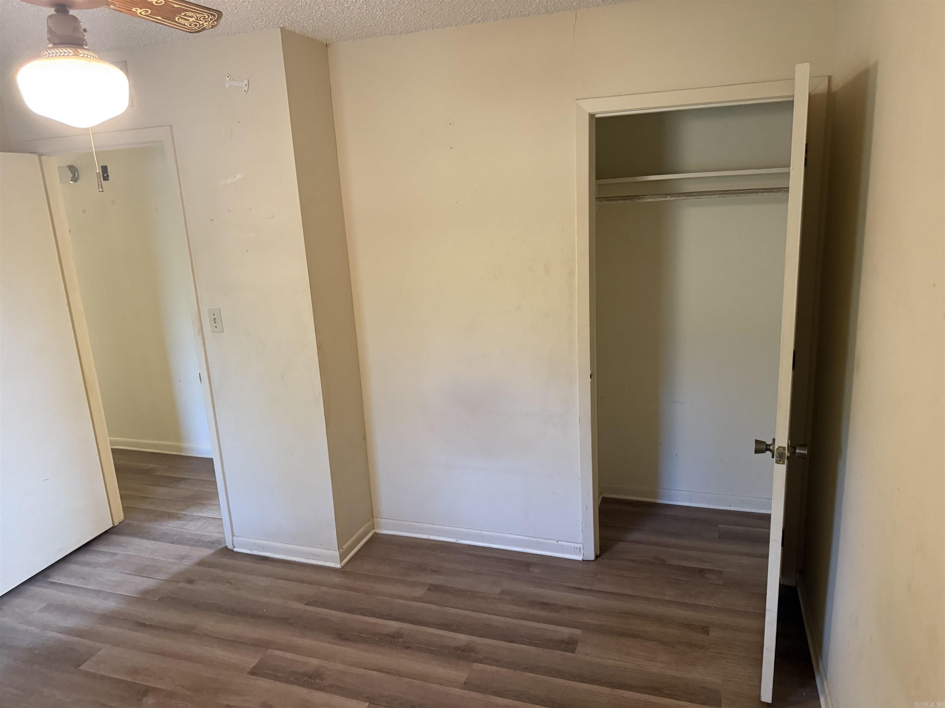 WOODLAND ACRES - Residential