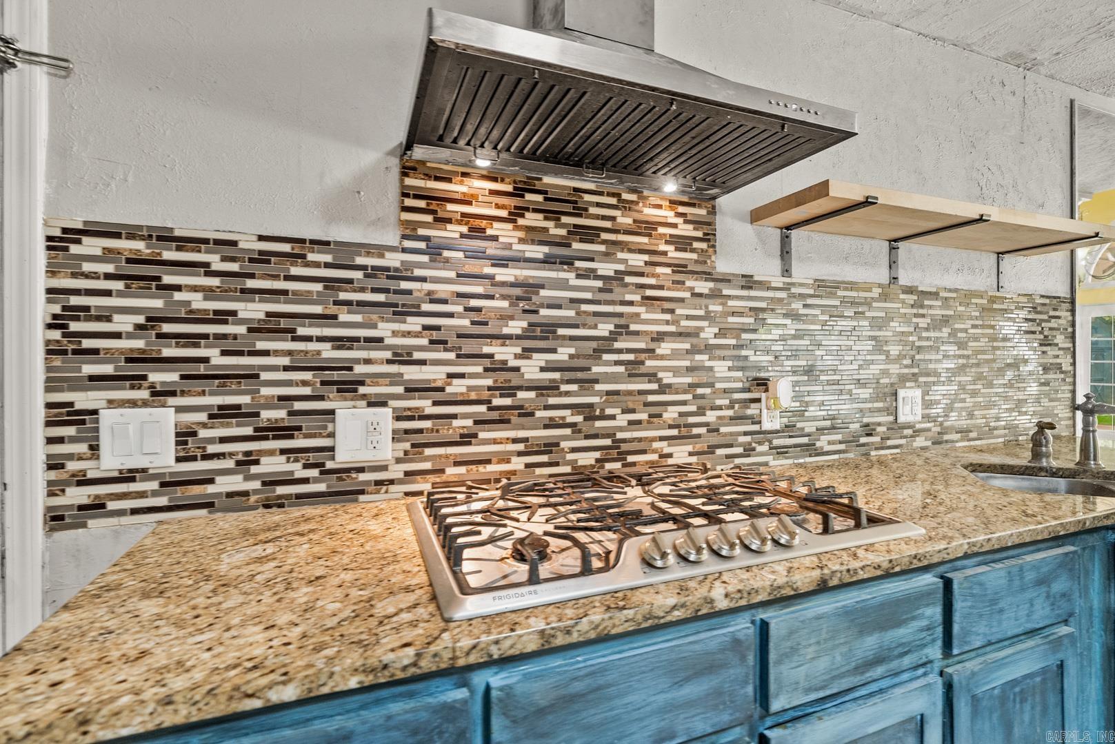 CLINTON ORIGINAL - Residential