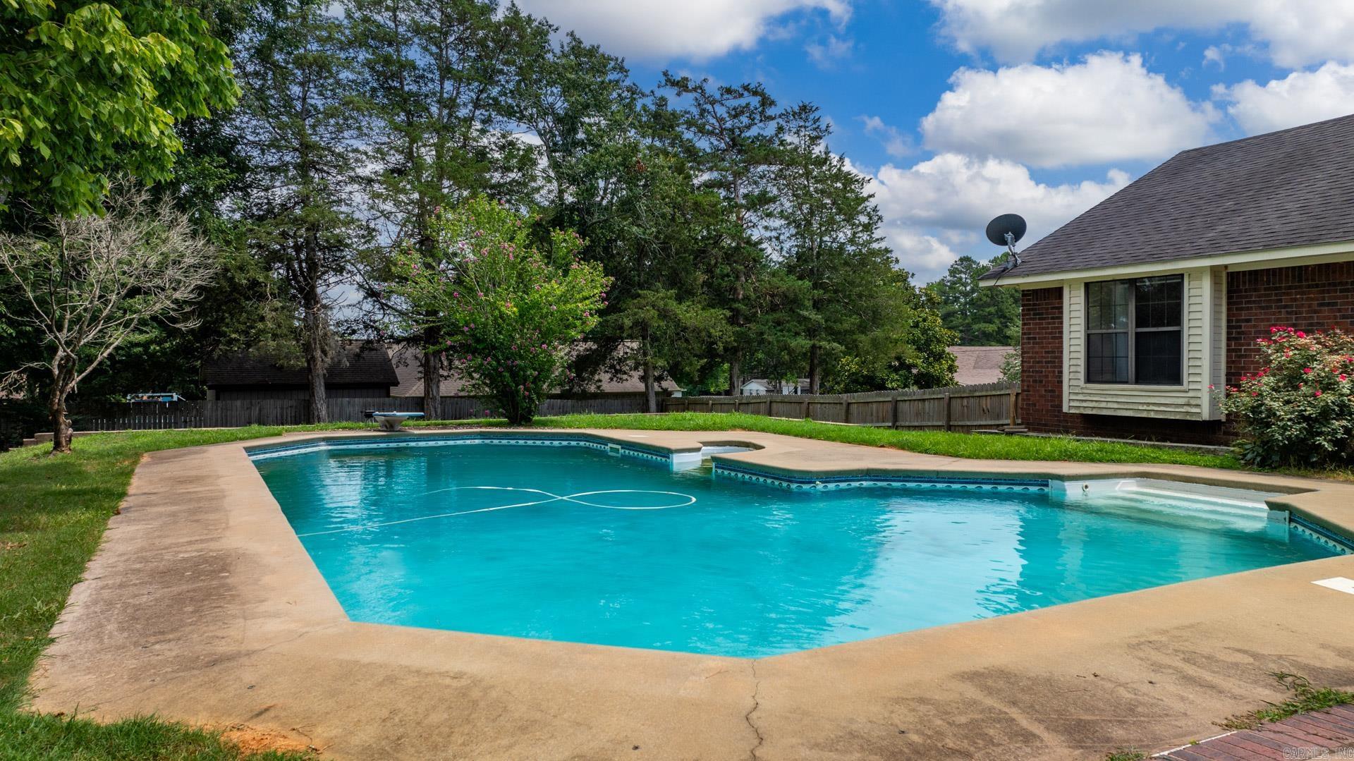 CLINTON ORIGINAL - Residential