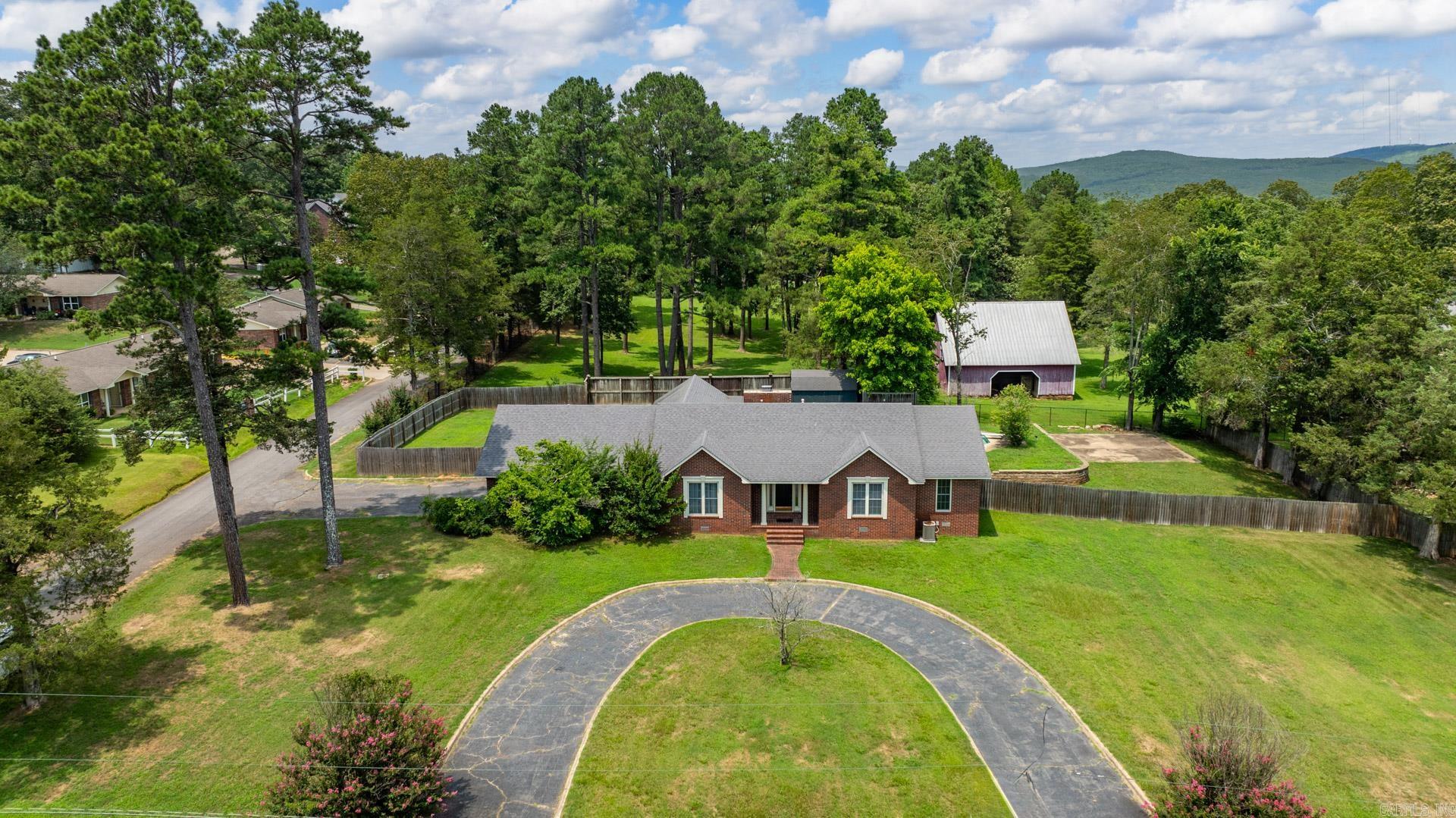 CLINTON ORIGINAL - Residential