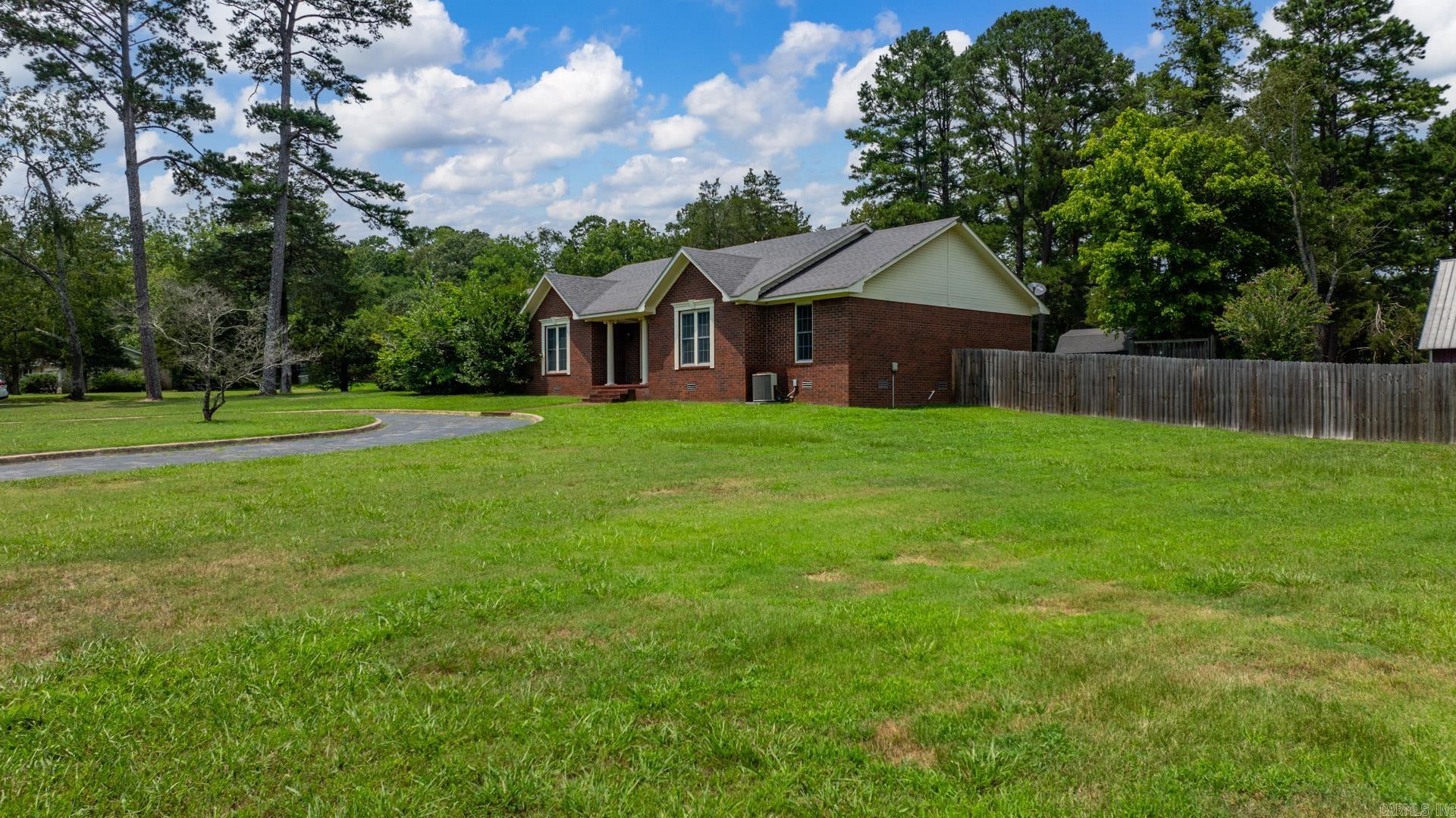 CLINTON ORIGINAL - Residential