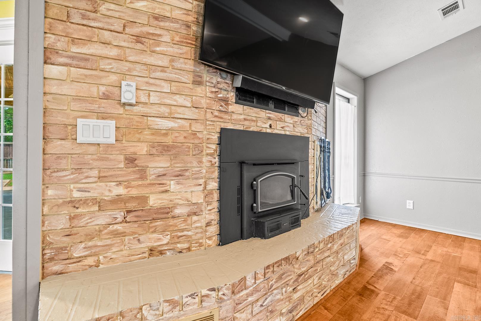 CLINTON ORIGINAL - Residential